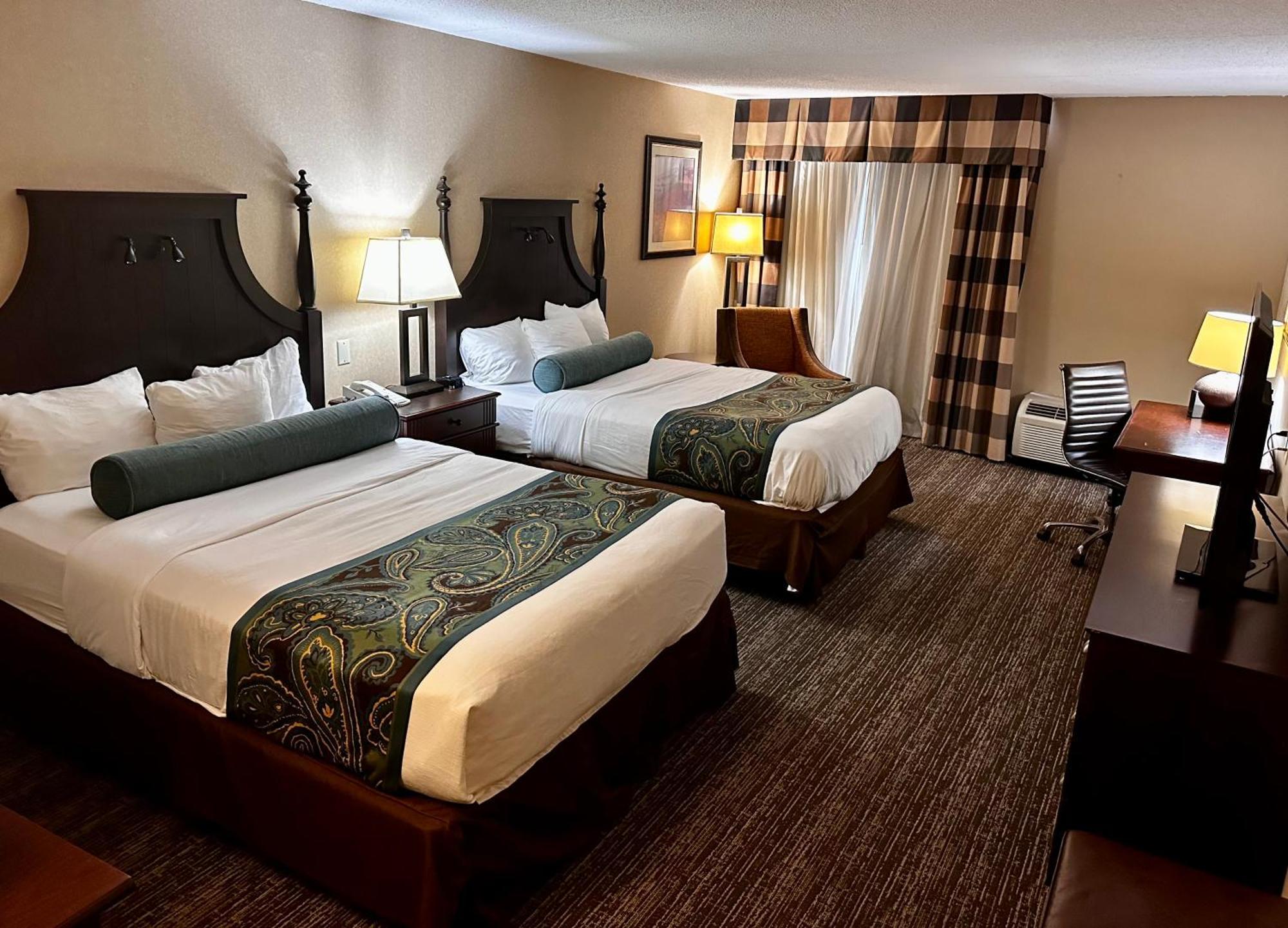 Queen Room Two Queen Beds