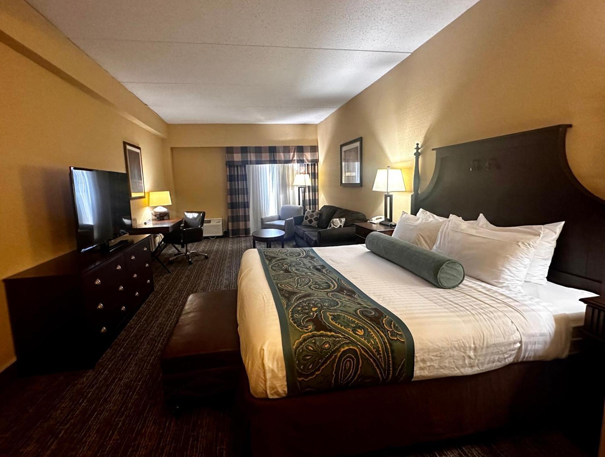 Standard King Room