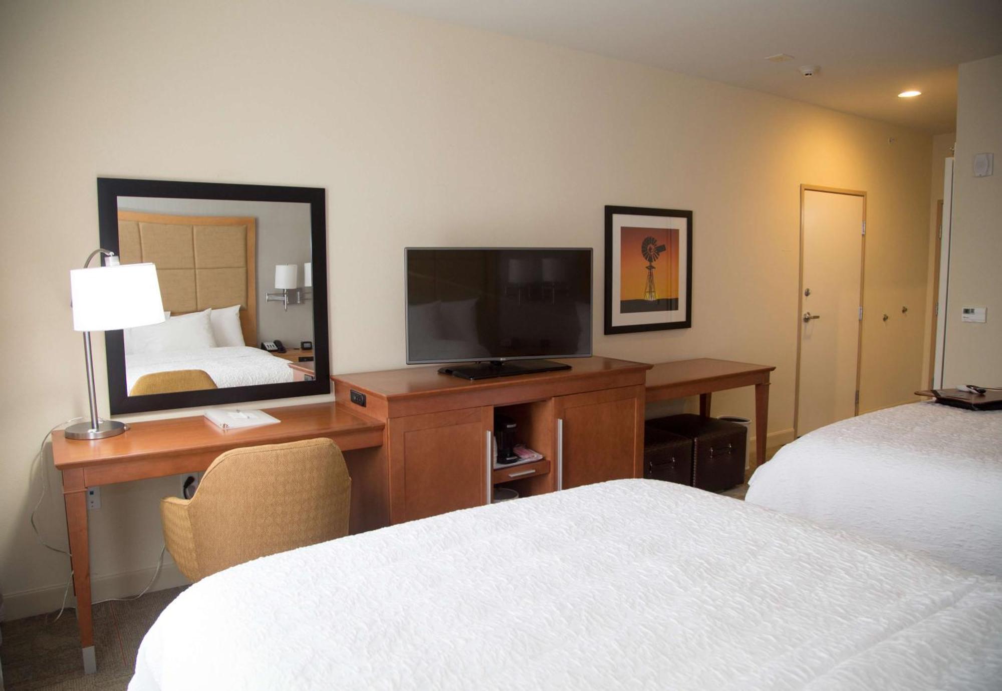 Queen Room Two Queen Beds Non-Smoking