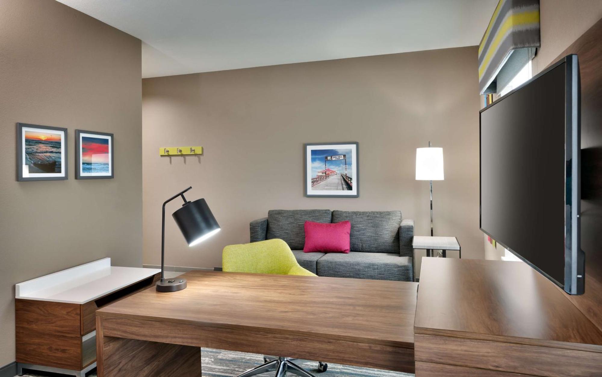 King Studio Suite
