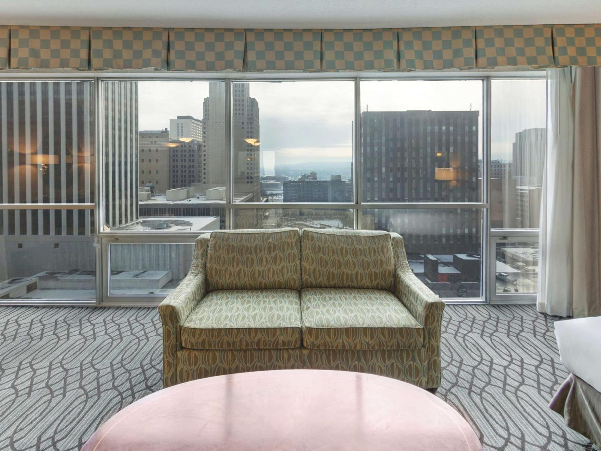 King Suite City View