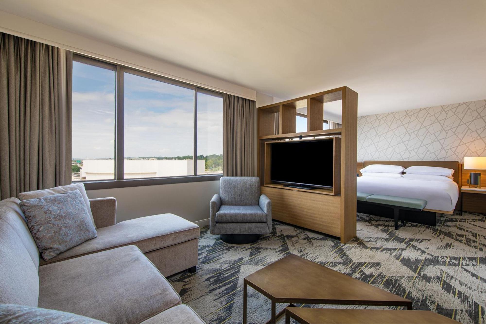 Junior Suite 1 King