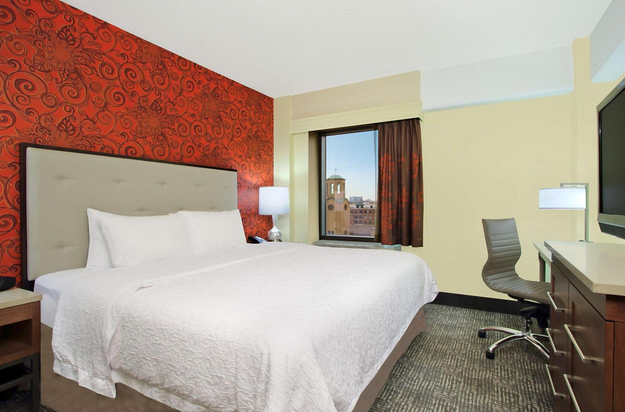 King Room with Sofa Bed - Non-Smoking