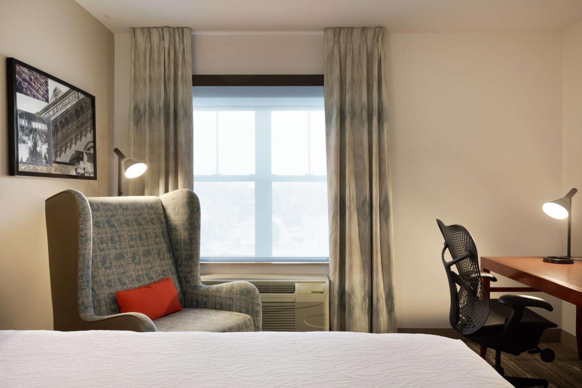 Queen Room Two Queen Beds