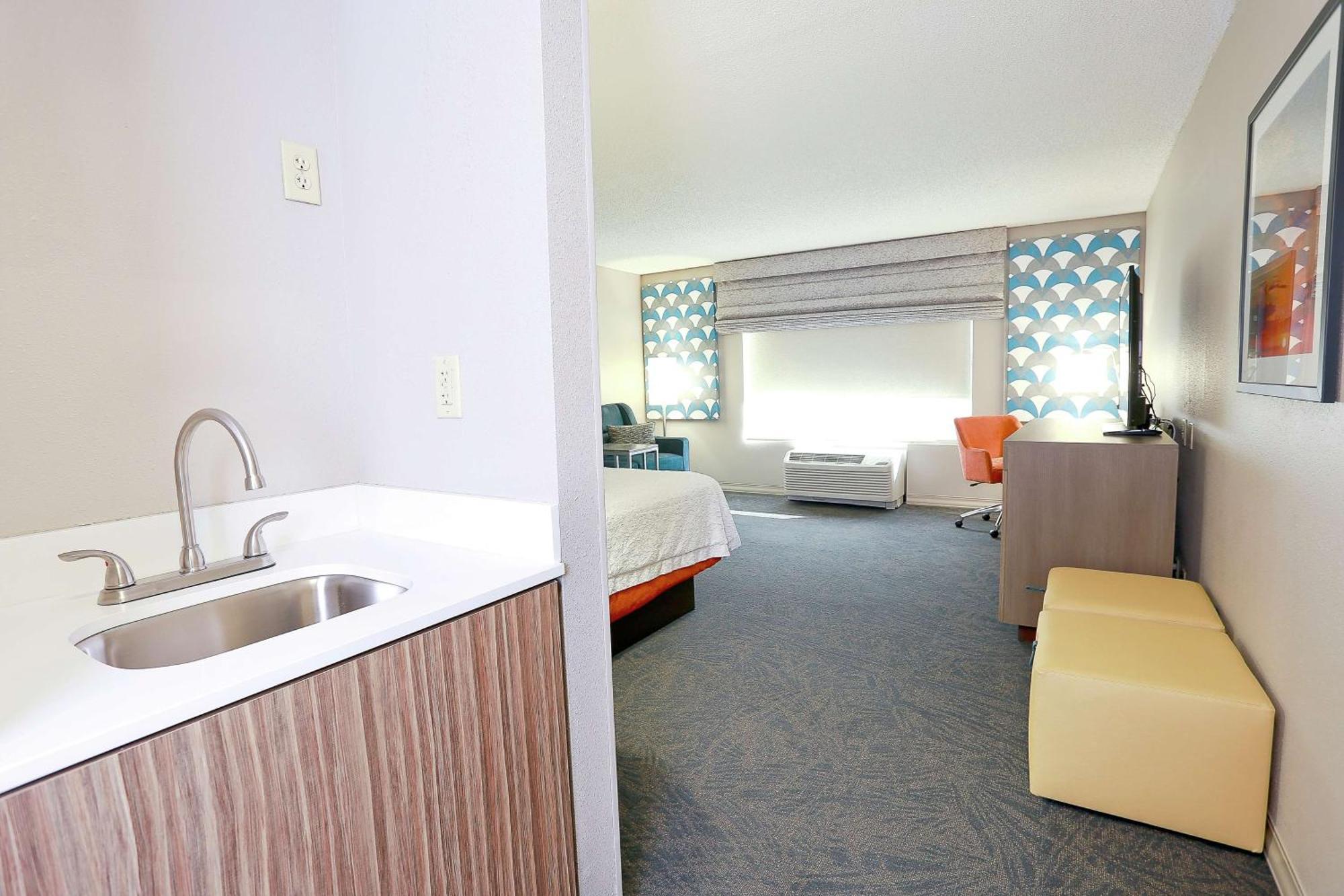 King Studio Suite Whirlpool Non-Smoking