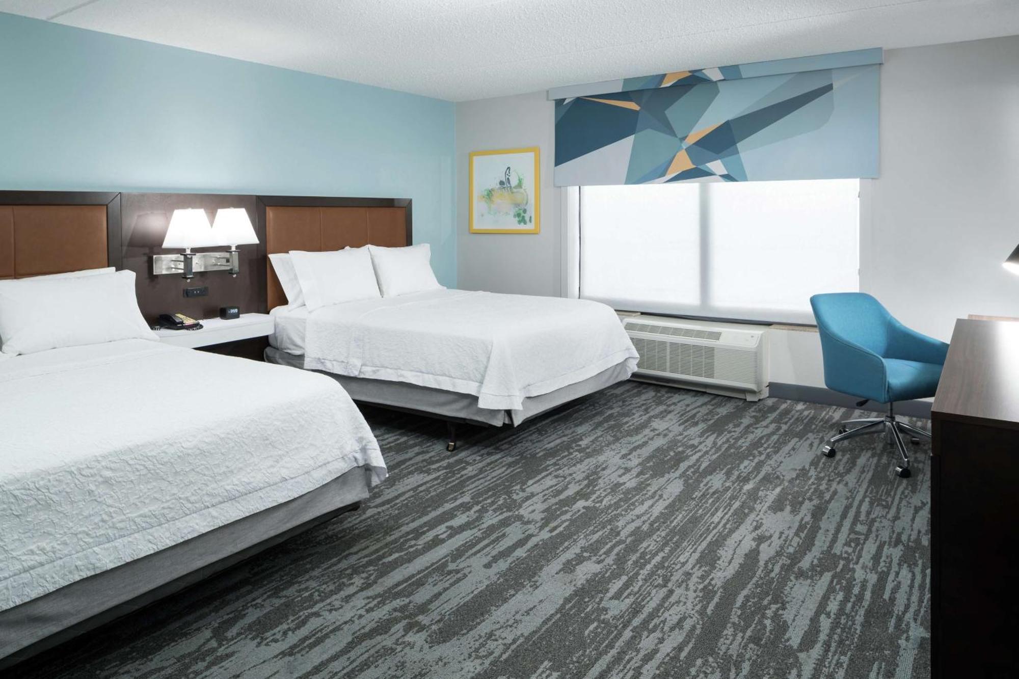 Queen Room Two Queen Beds Mobility Hearing Access or Non-Smoking