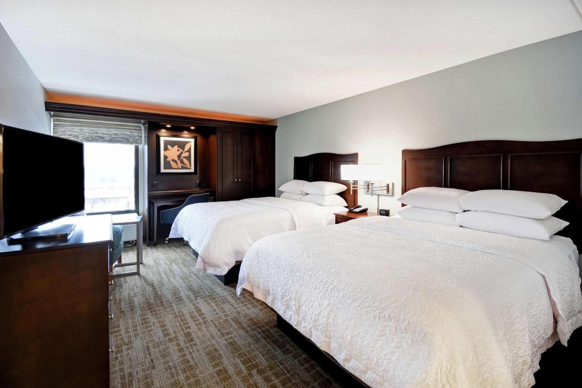 Room Two Queen Beds Non-Smoking