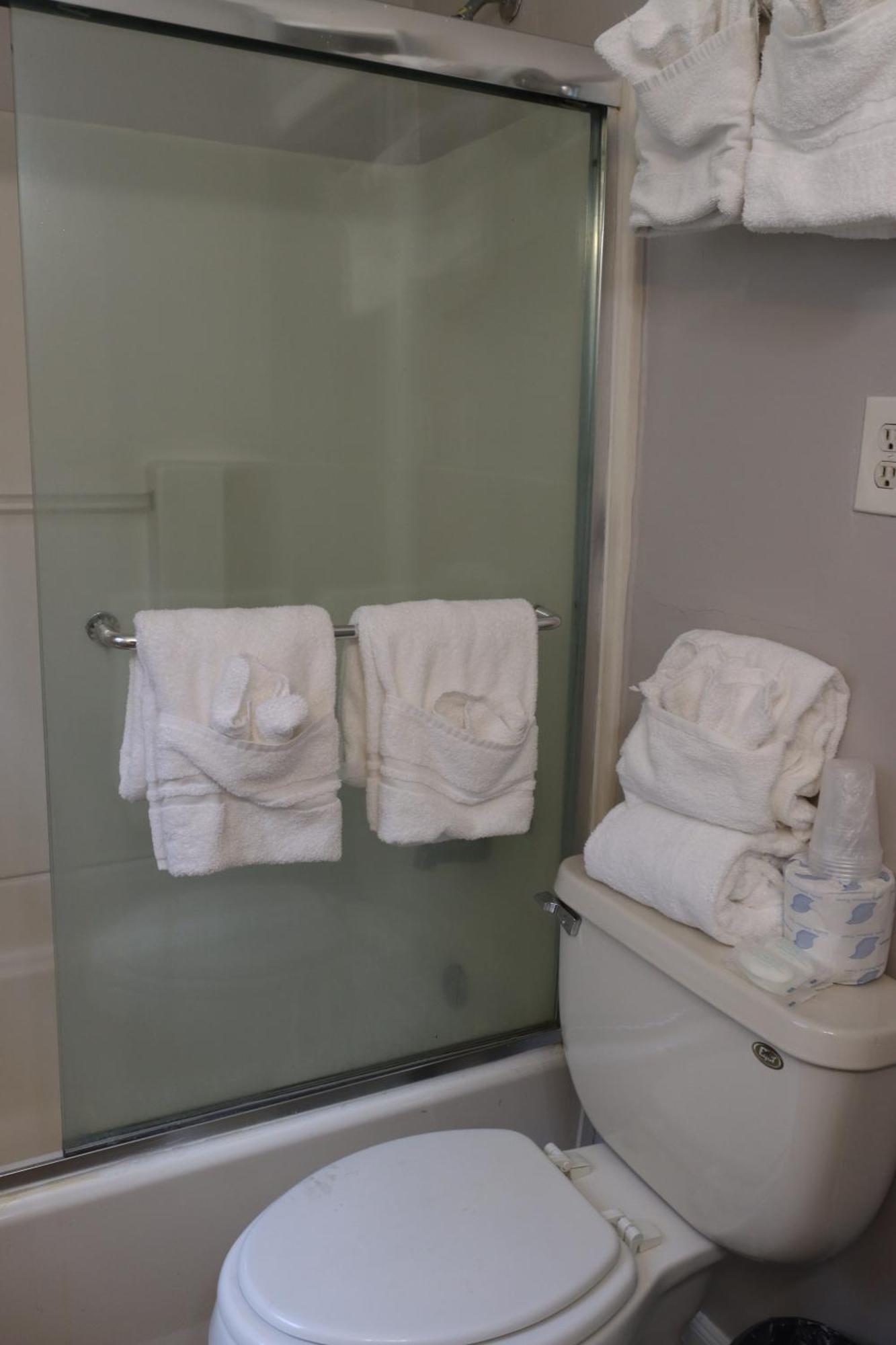 North Bldg- 2 Bedroom Apartment Ground Floor