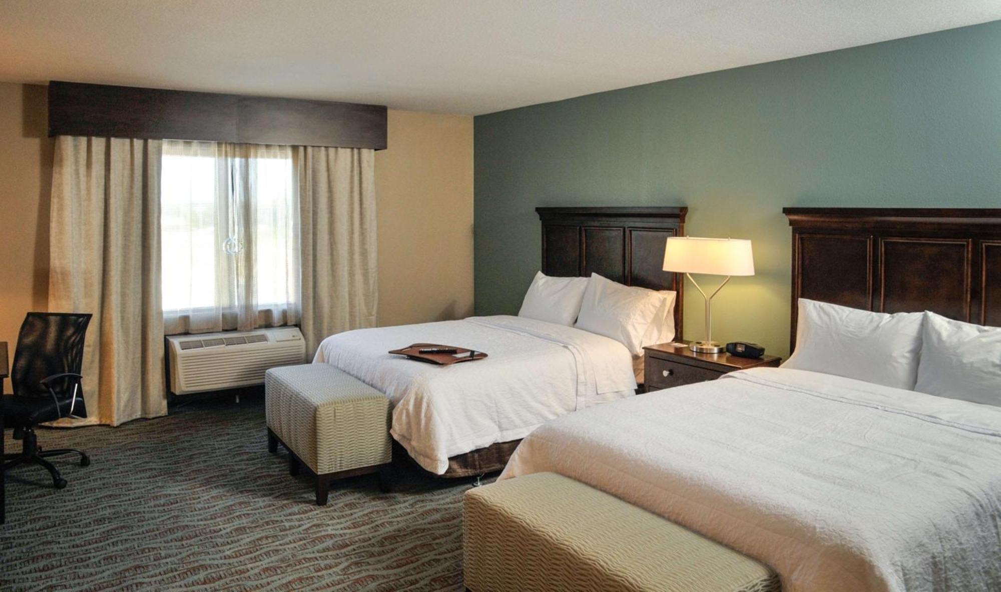 Queen Room Two Queen Beds
