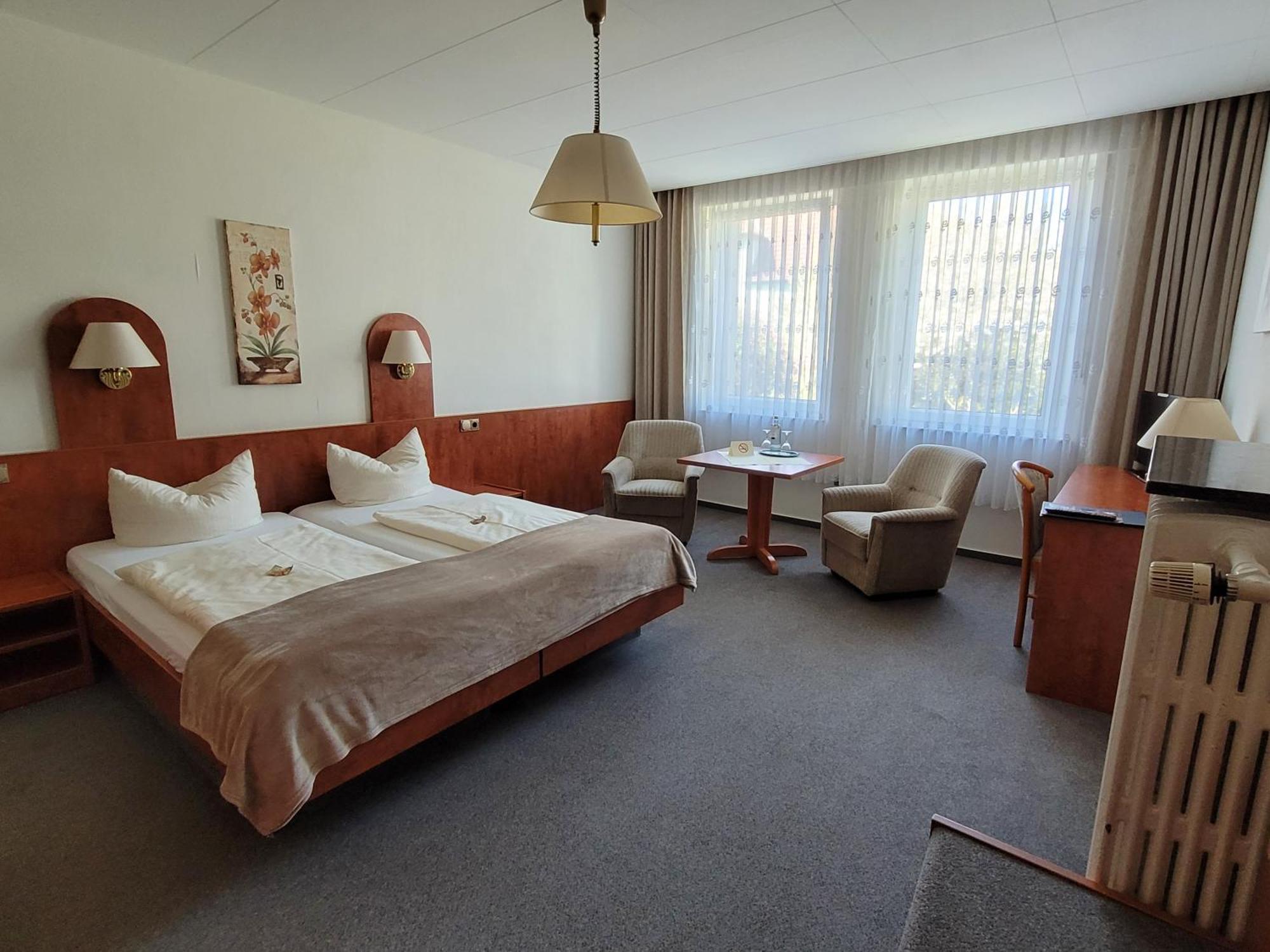 Budget Double Room Annex Villa Germania