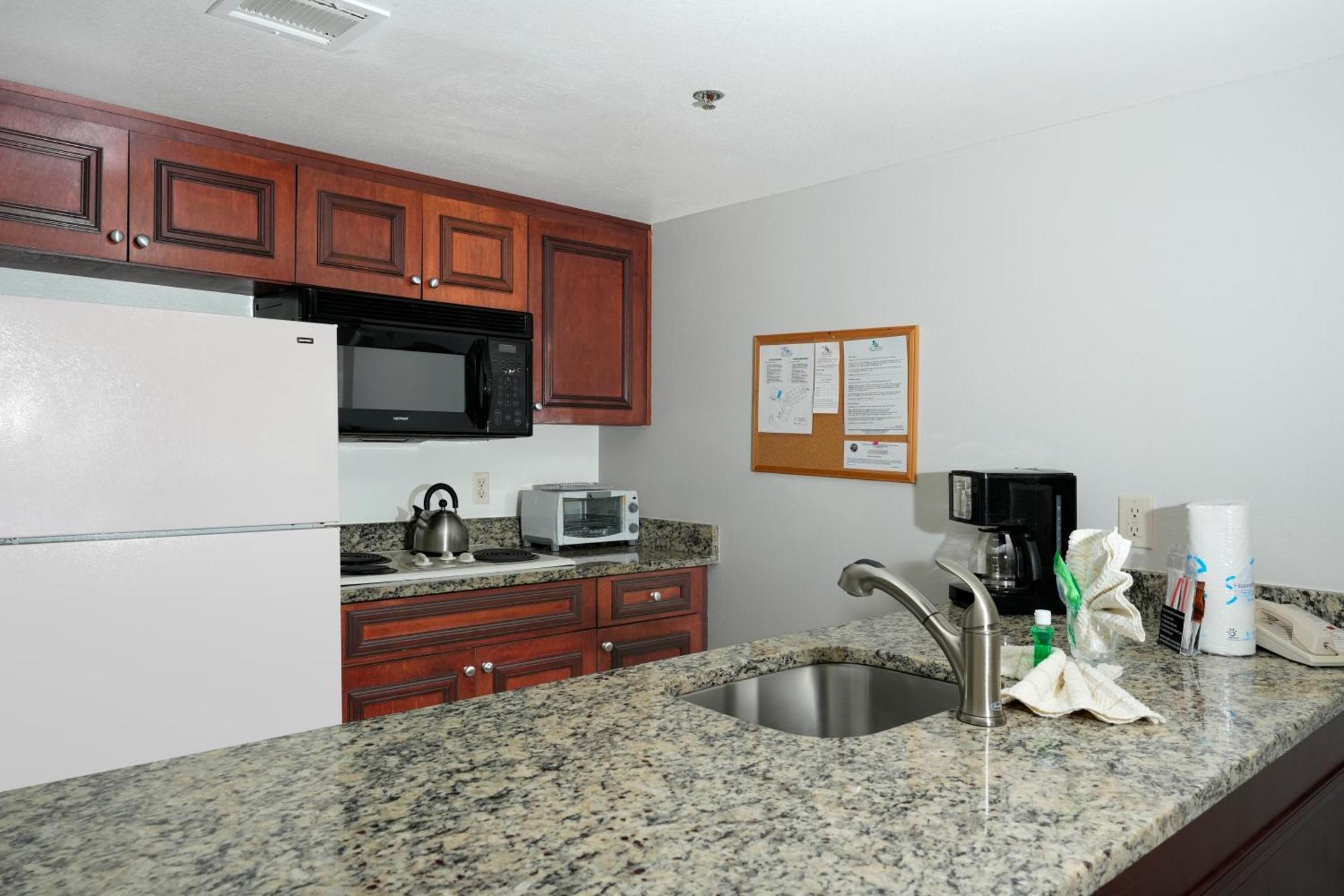 Deluxe Two-Bedroom Suite