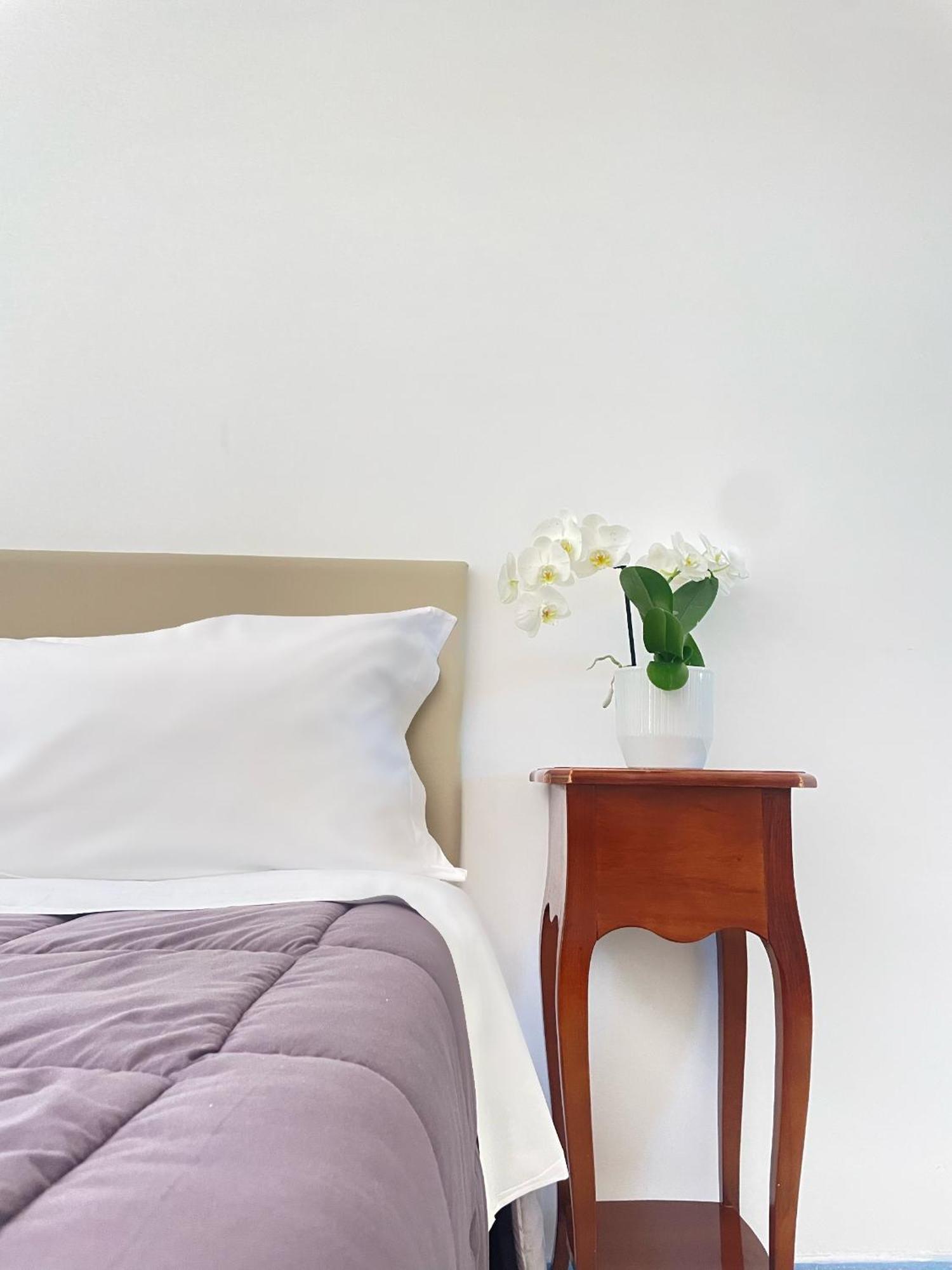 Double or Twin Room Sea View