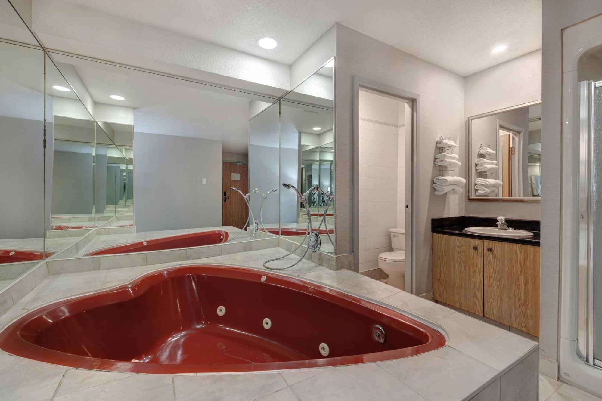 Deluxe King Room Hot Tub Non-Smoking