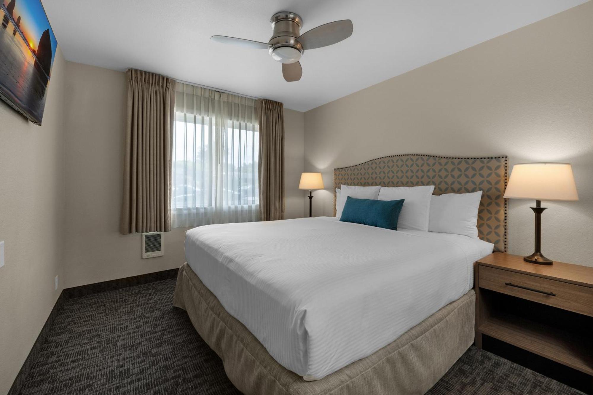 One Bedroom Suite Ocean View