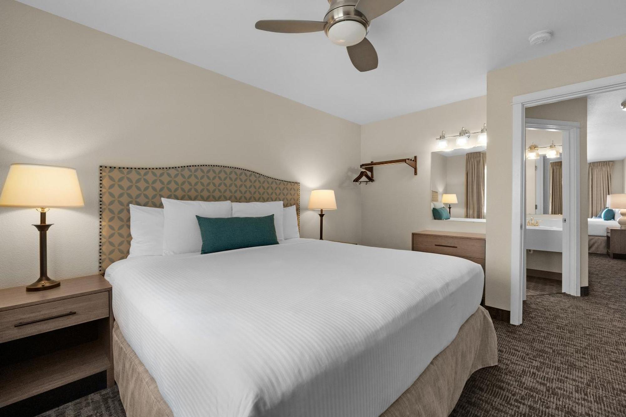 One Bedroom Suite Ocean View