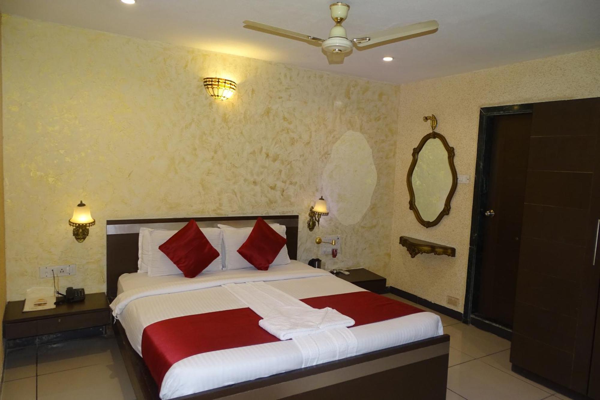 Superior King Room