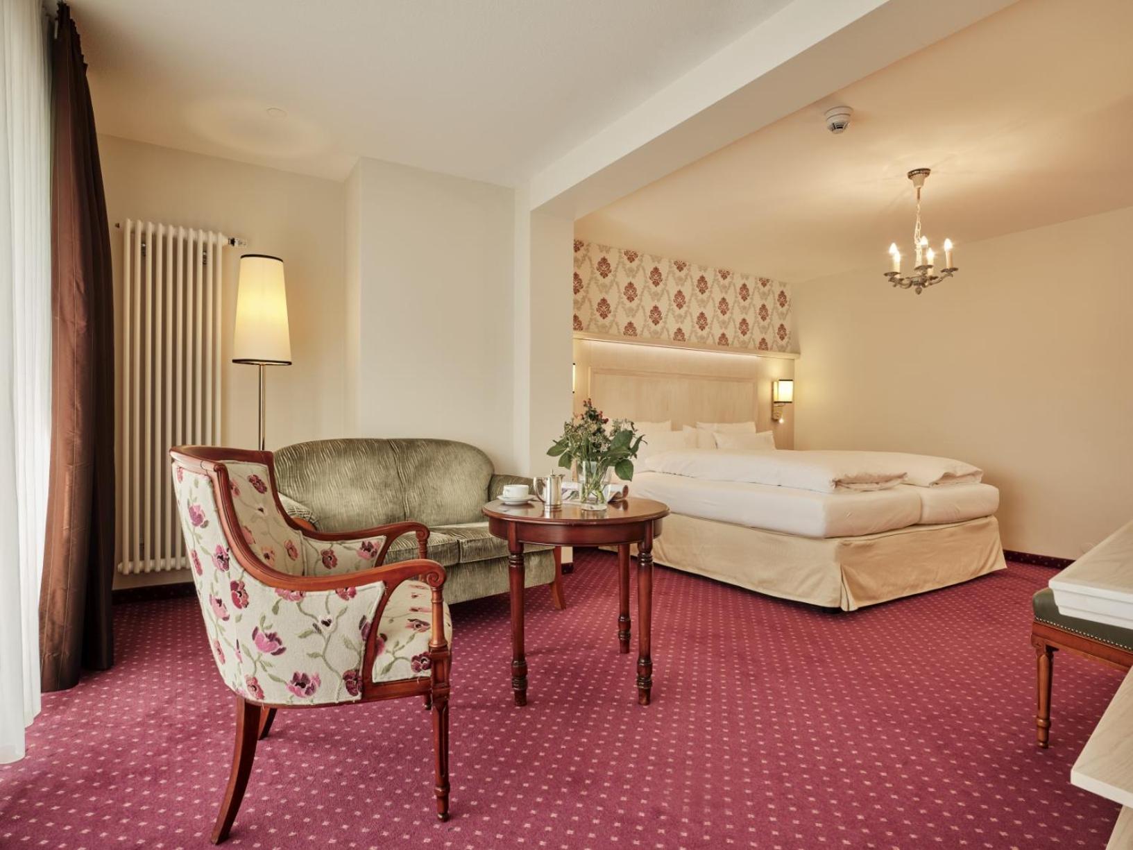 Superior King Room