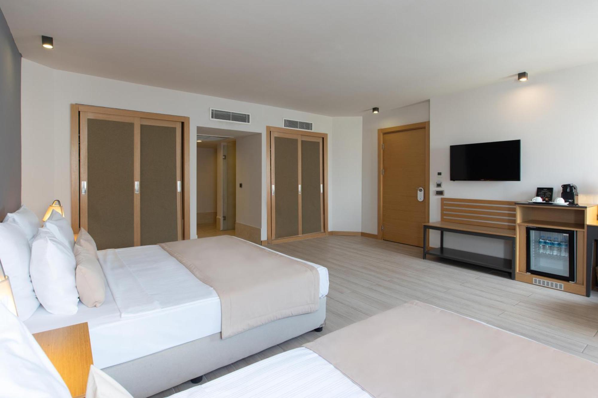 Standard Double Room Sea View Balcony