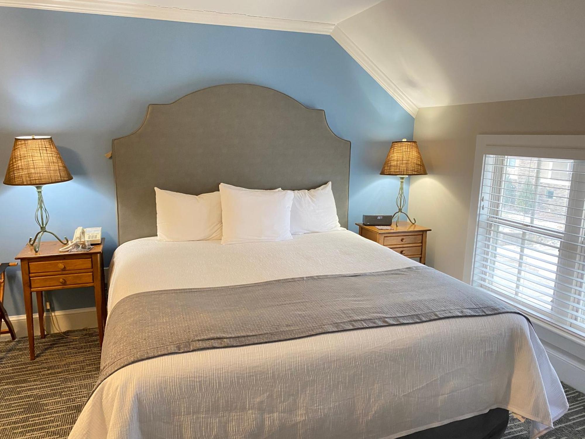Premium King Room