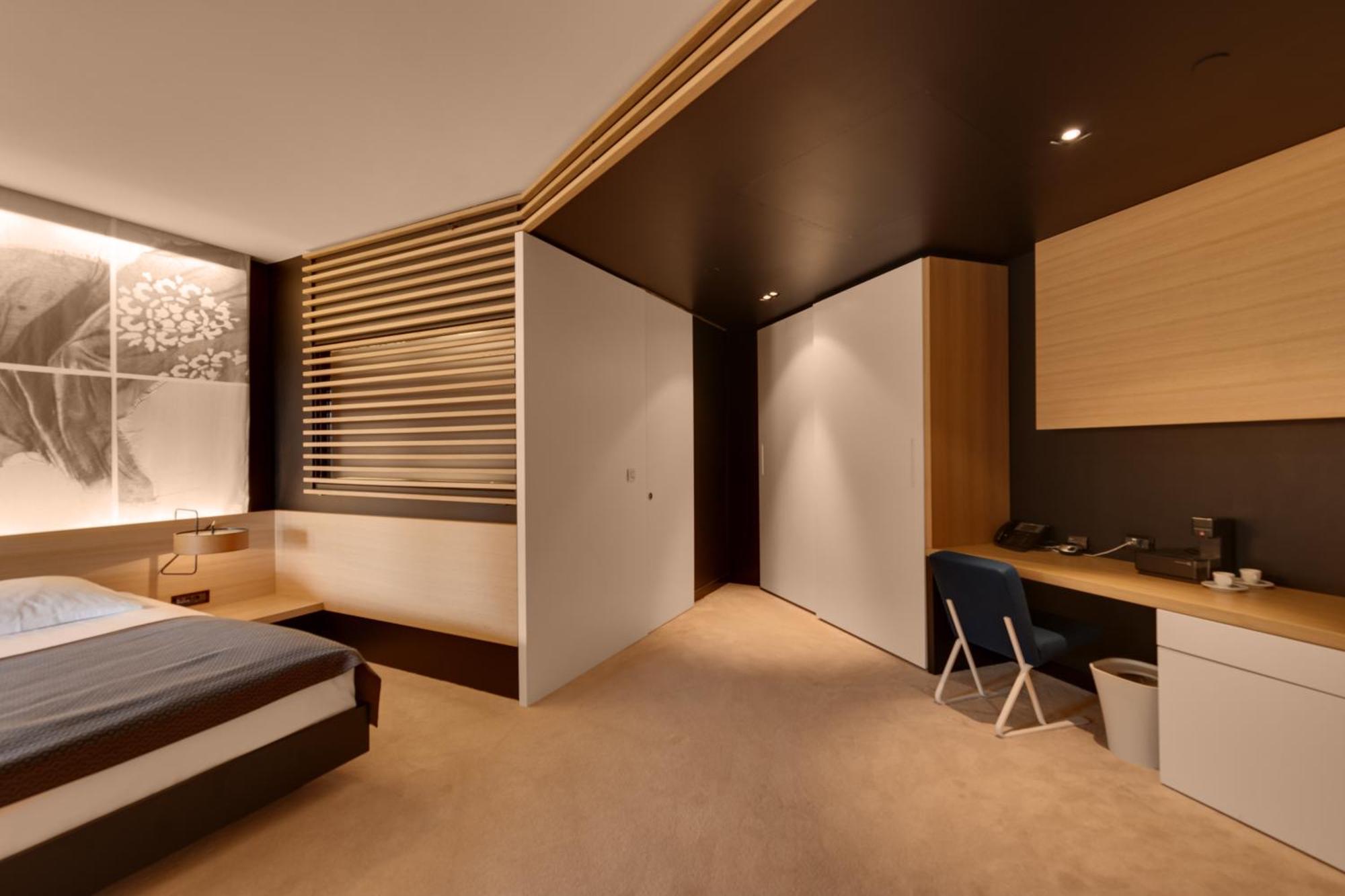 Suite Gallery