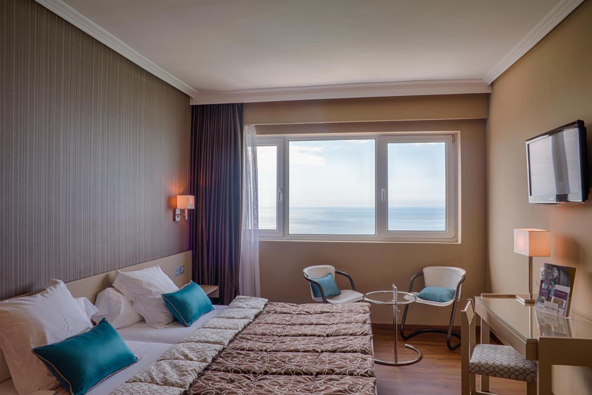 Standard Twin Room Sea View