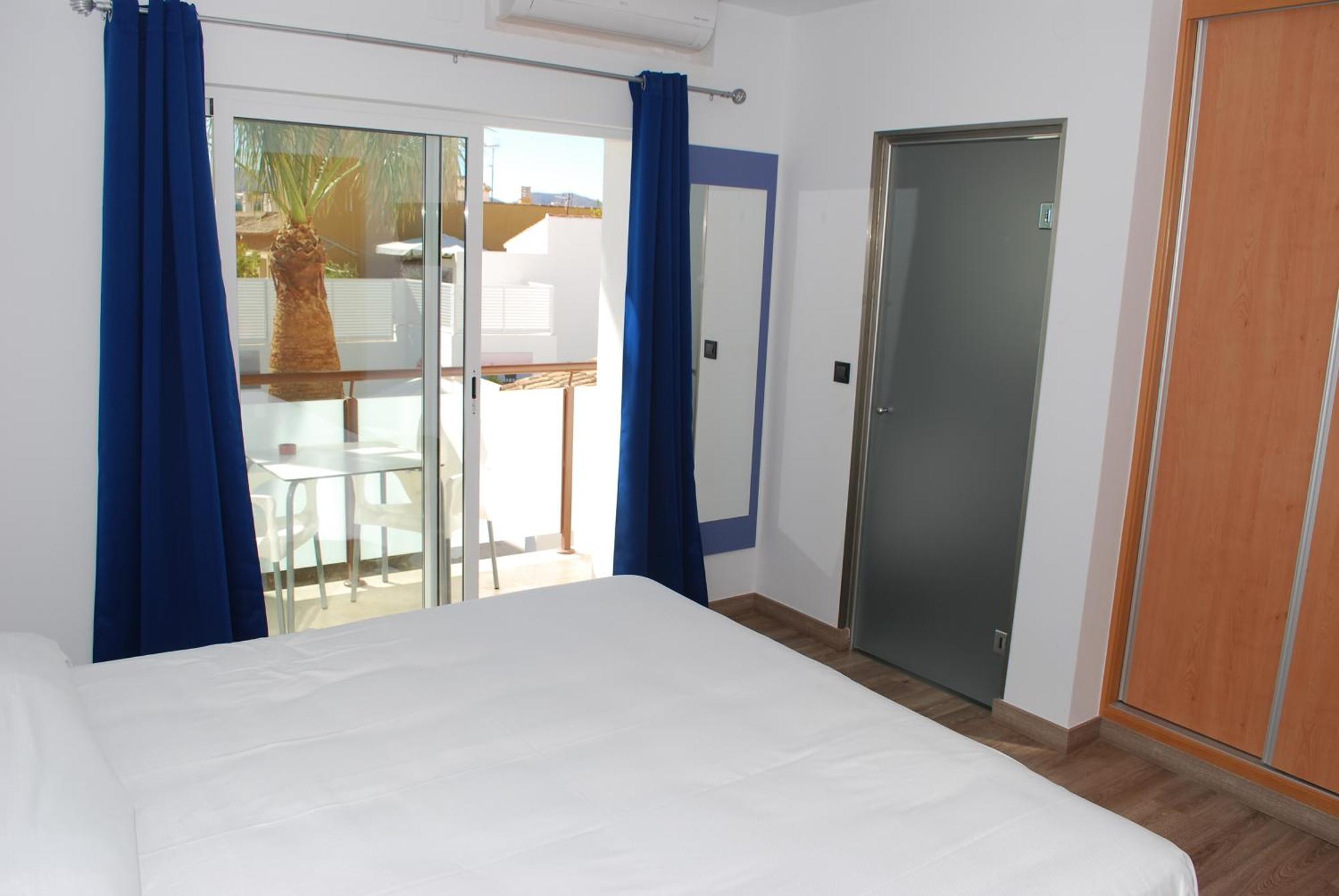 Double or Twin Room Pool View