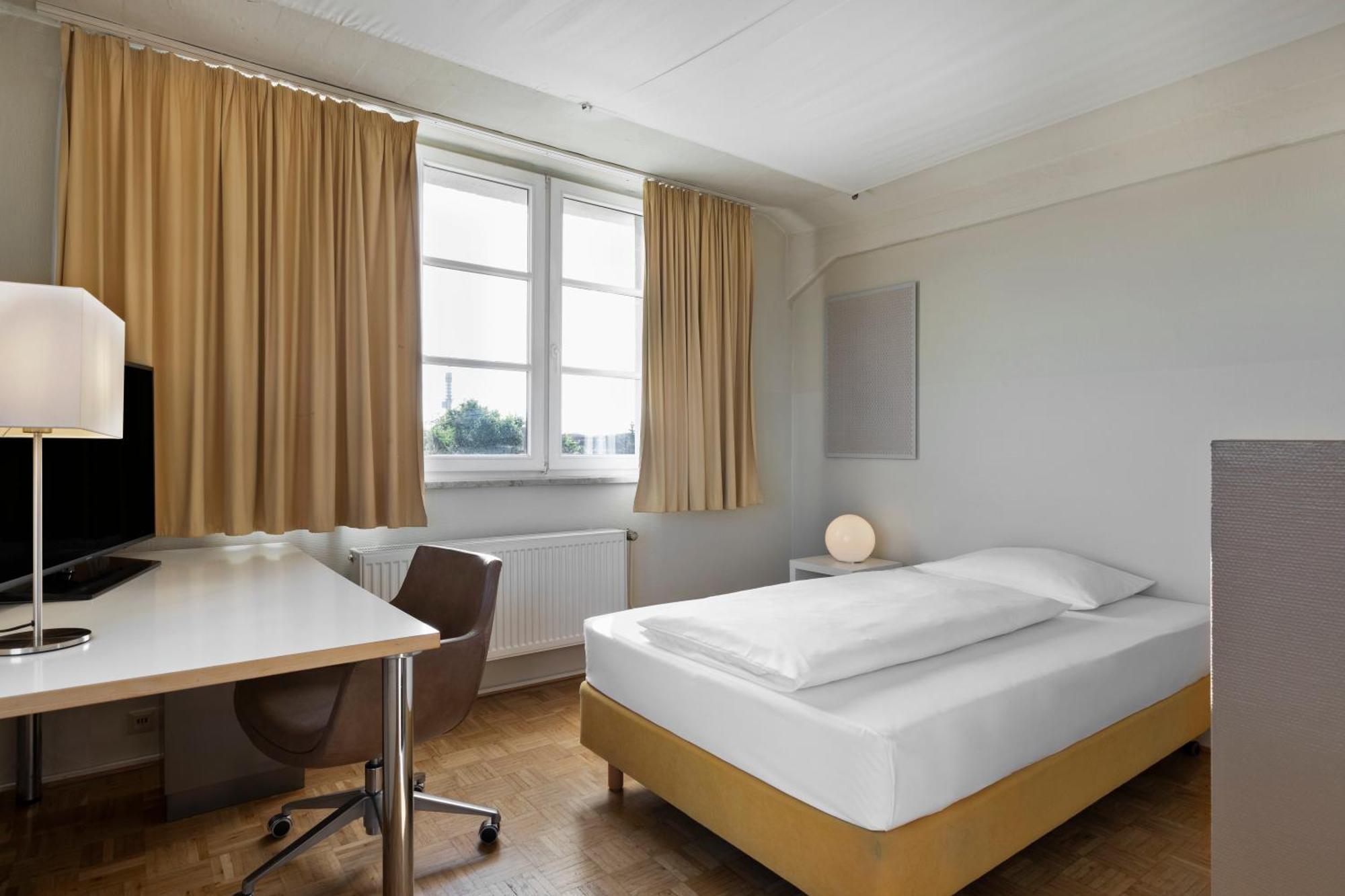 Standard Apartment Single Bed