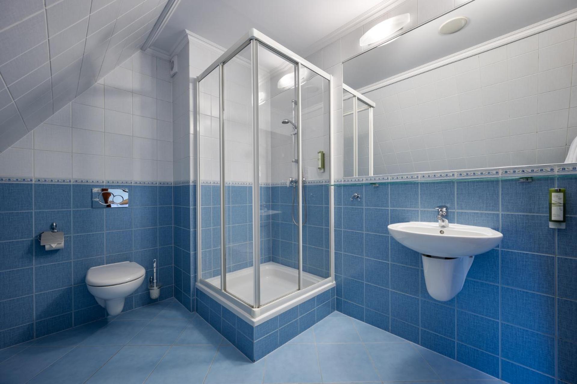 Standard Twin Room,1559628019:JPEG