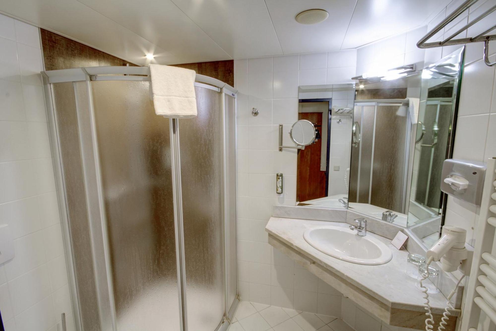 Comfort Single Room
