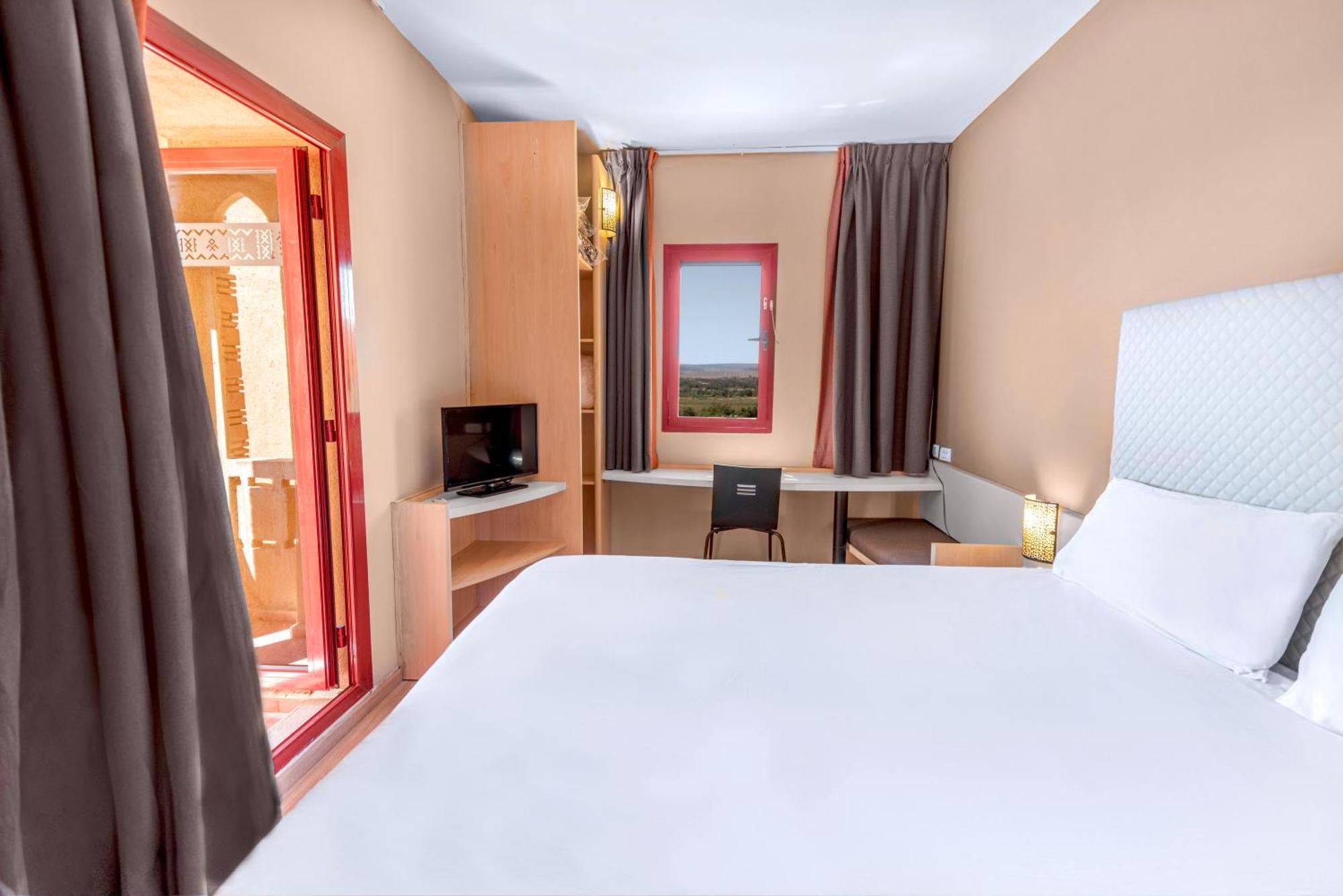 Standard Room 1 Double Bed Mountain View