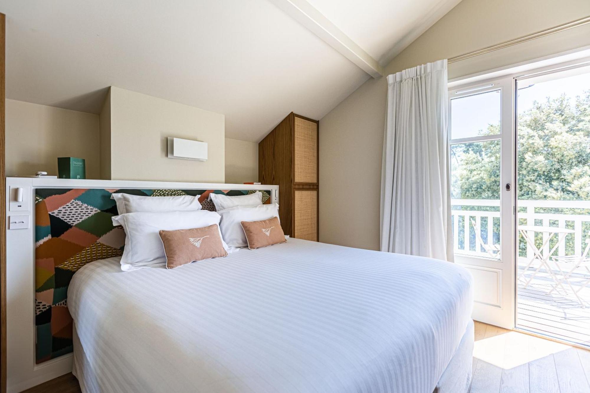 Double Room Balcony or Terrace Garden View