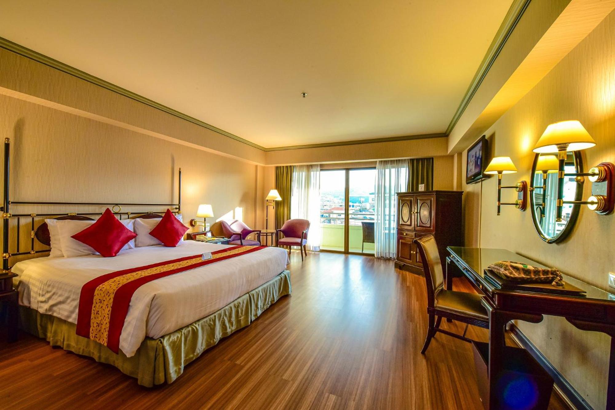 Deluxe Double or Twin Room Building Wing