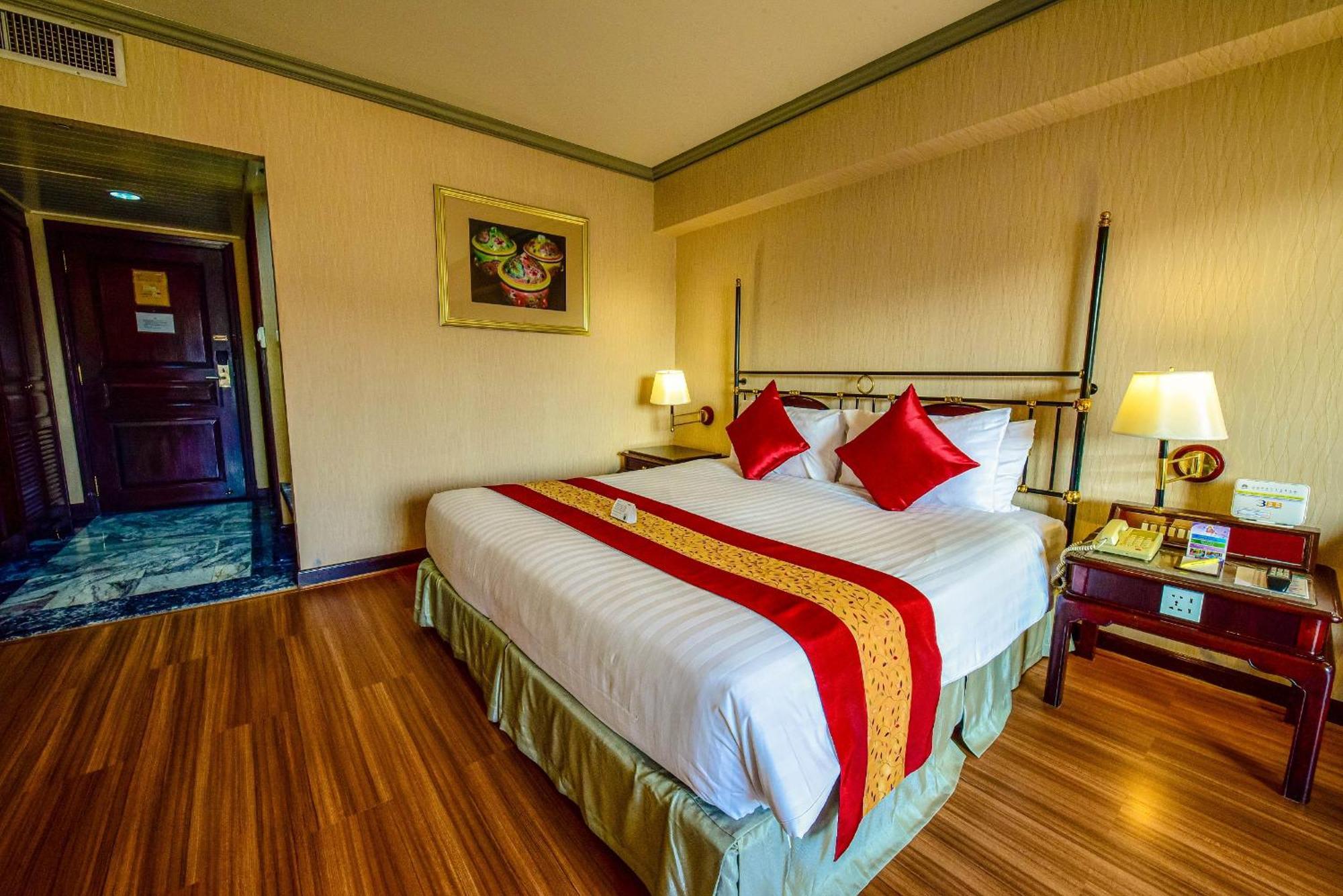 Deluxe Double or Twin Room Building Wing