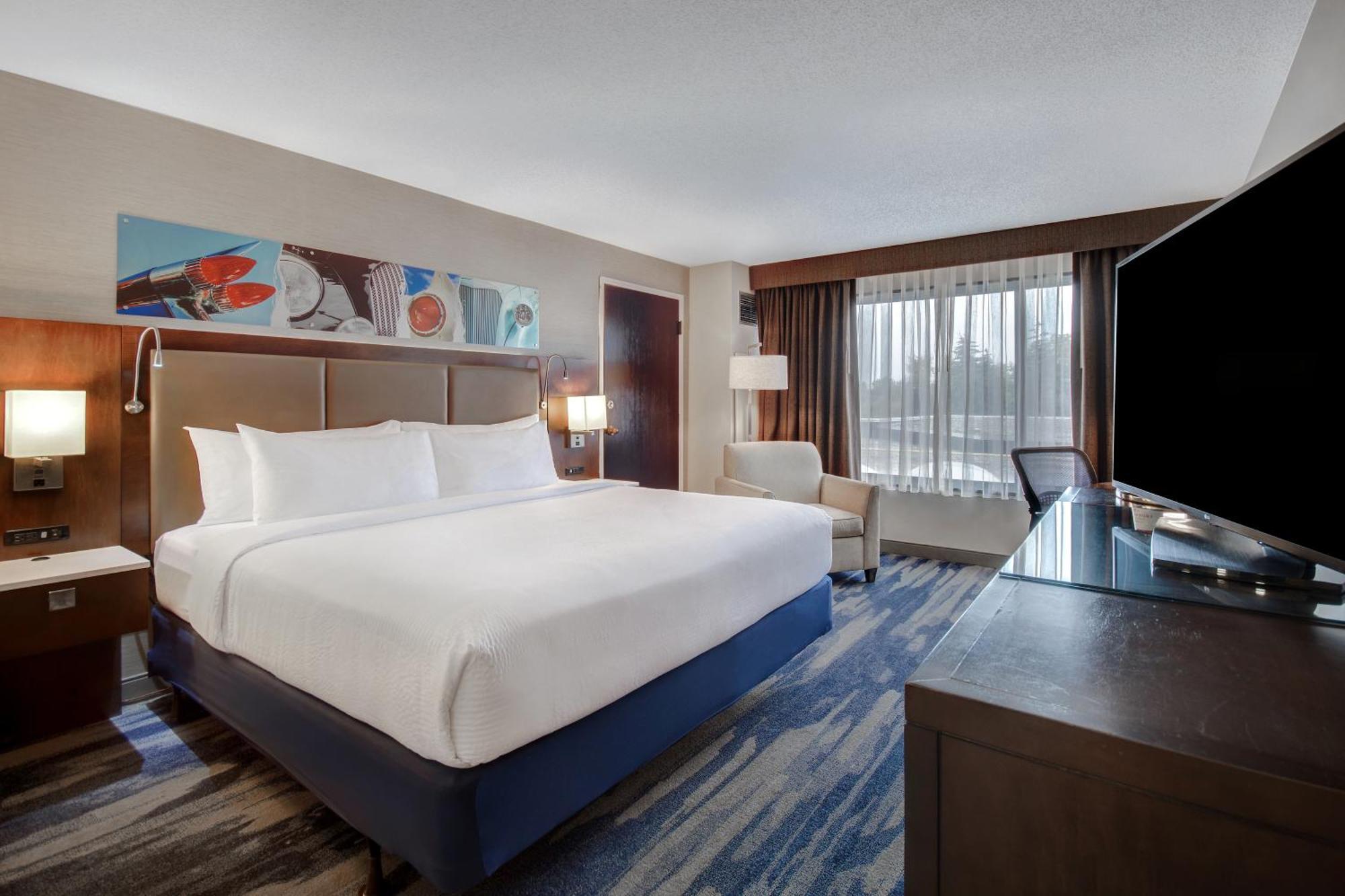 King Room - Hearing Accessible/Non-Smoking