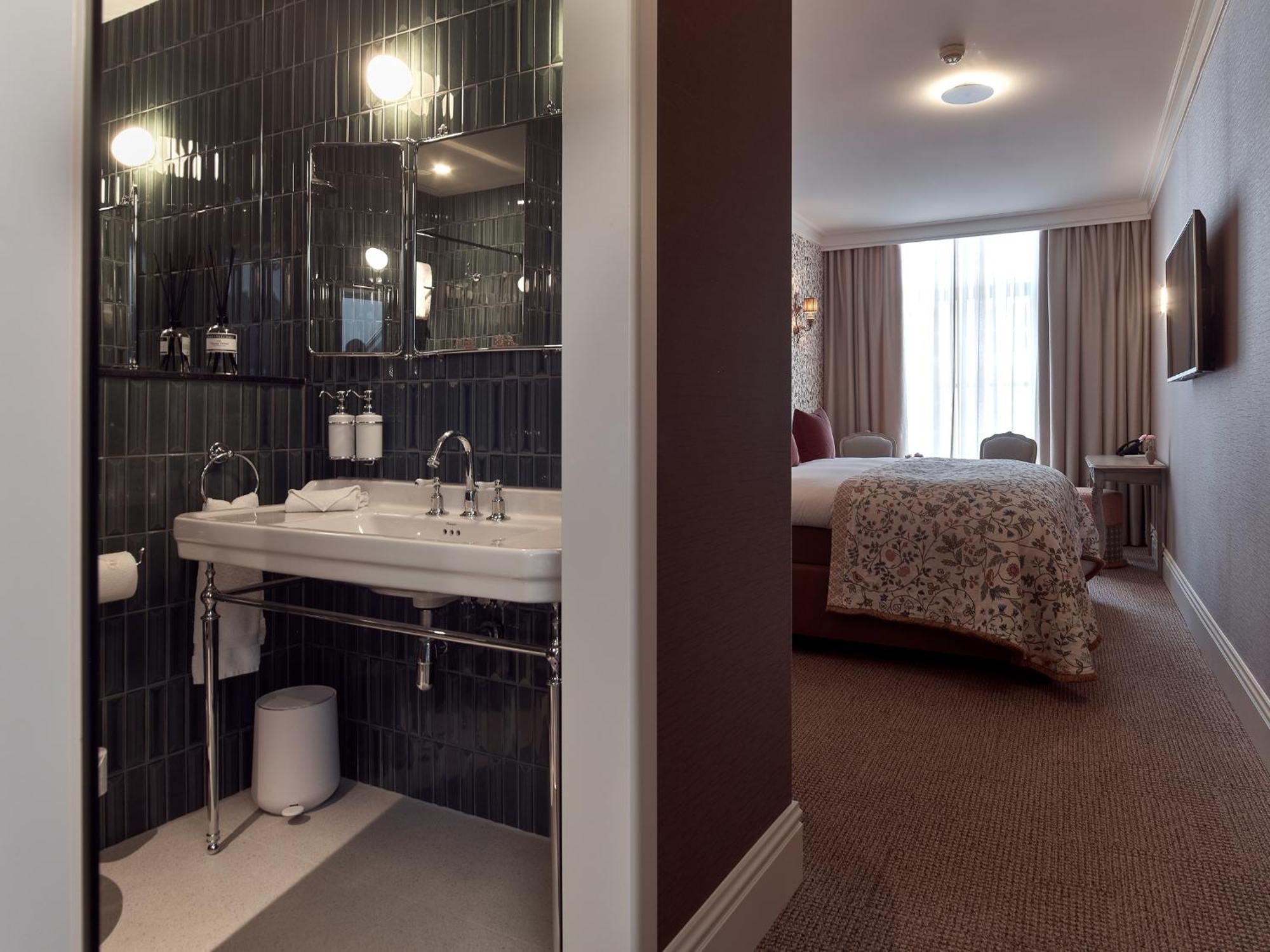 Ambassador Suite