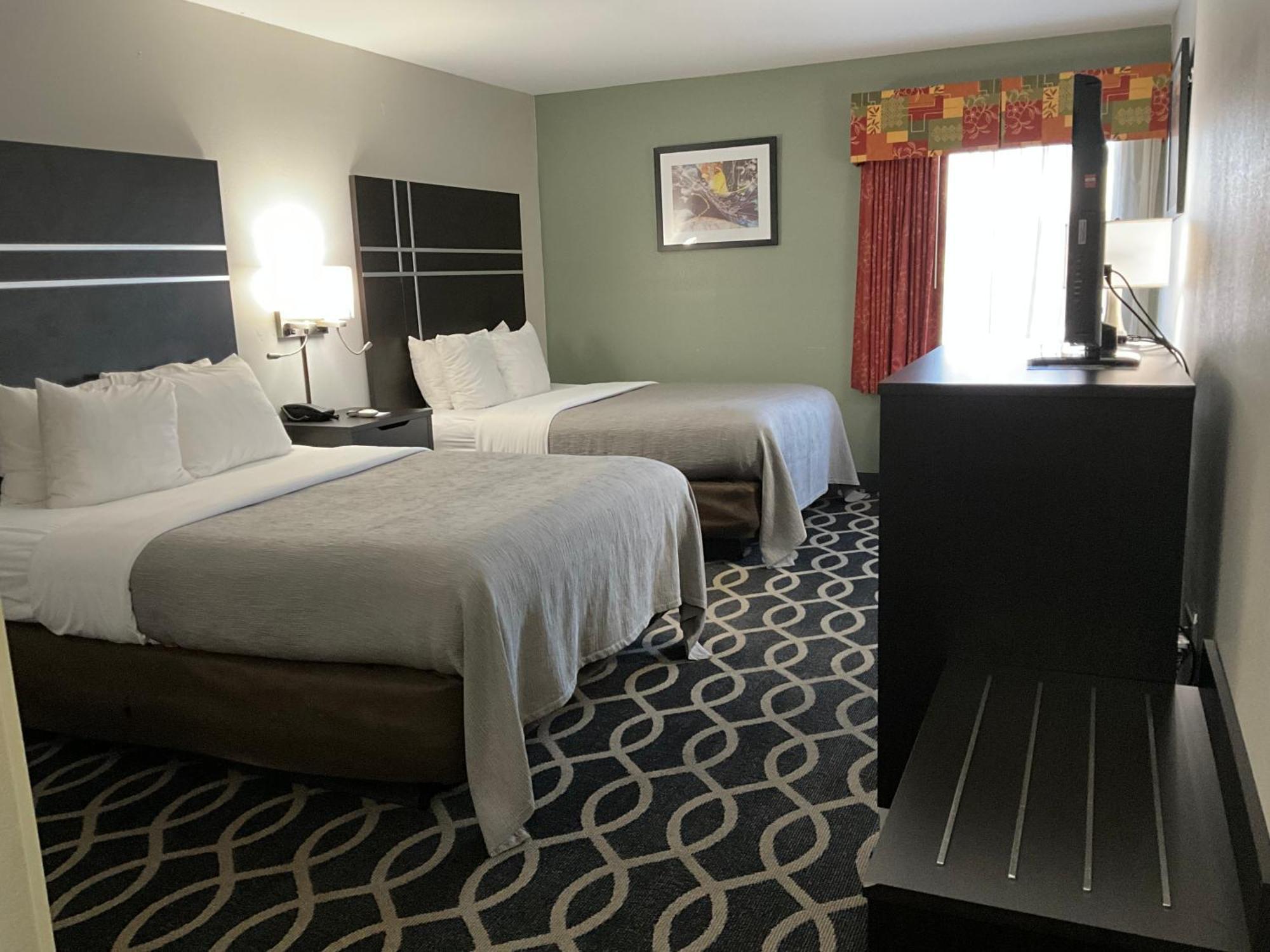 Queen Room Two Queen Beds