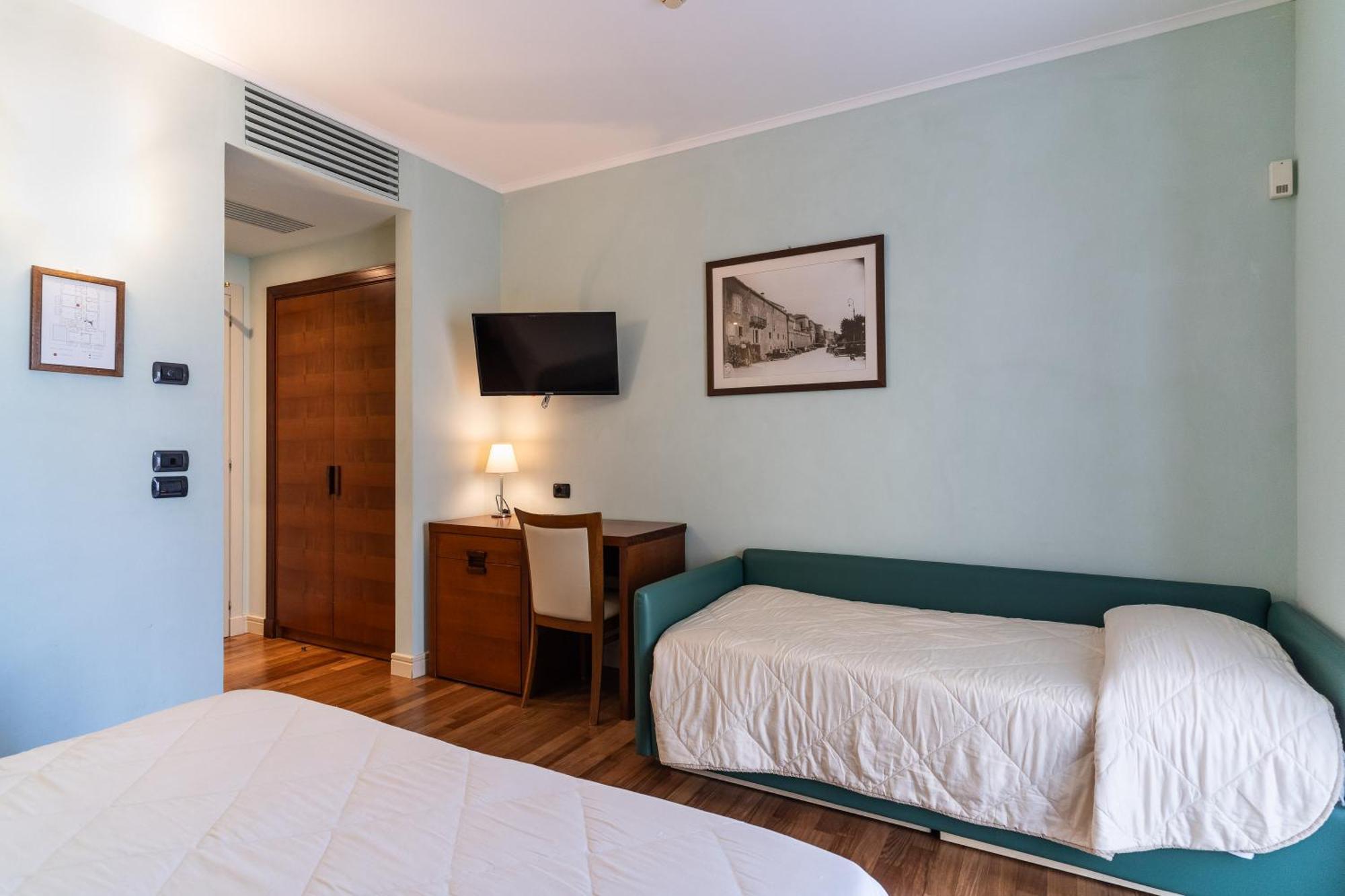 Classic Triple Room