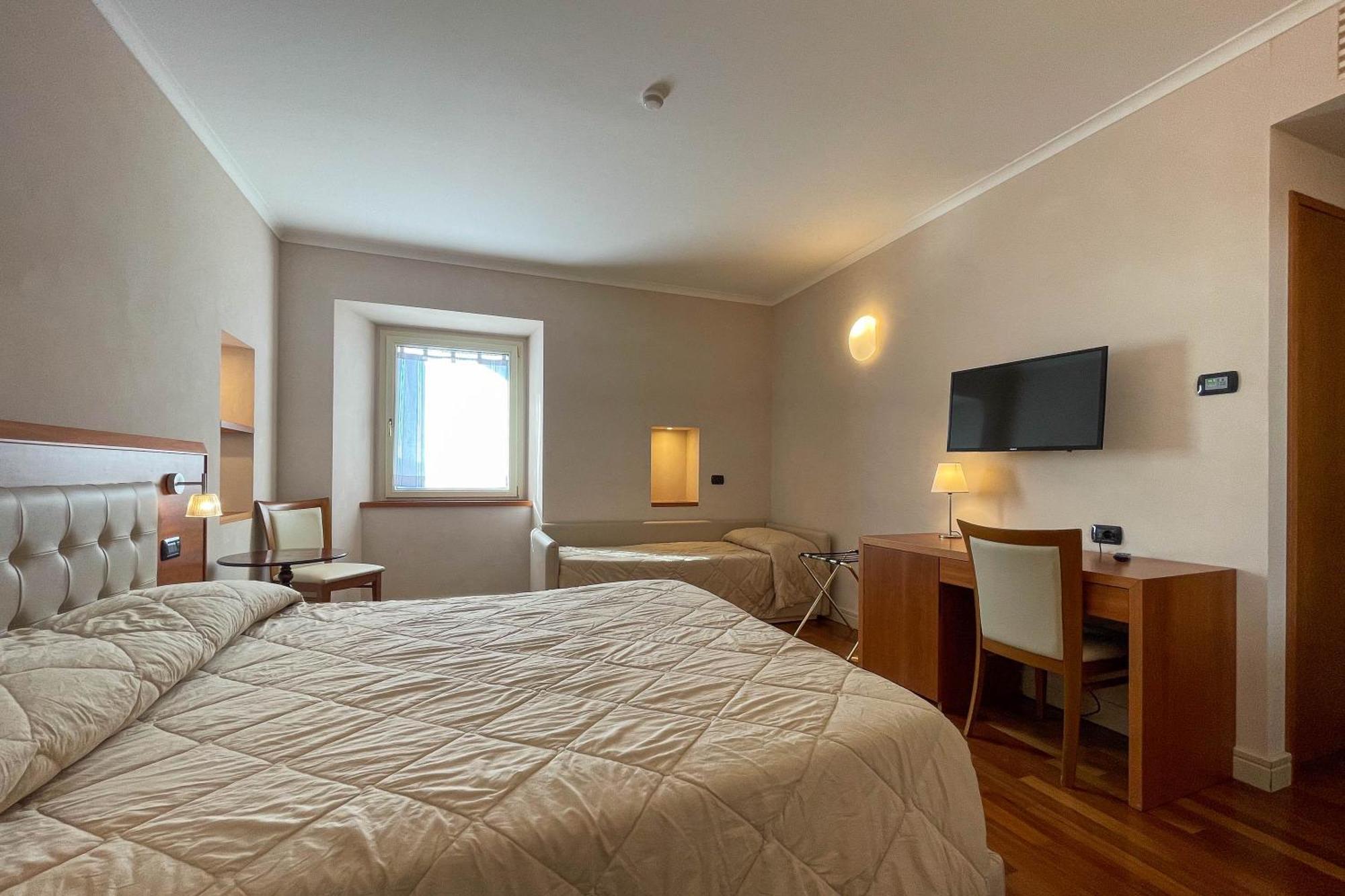 Classic Triple Room