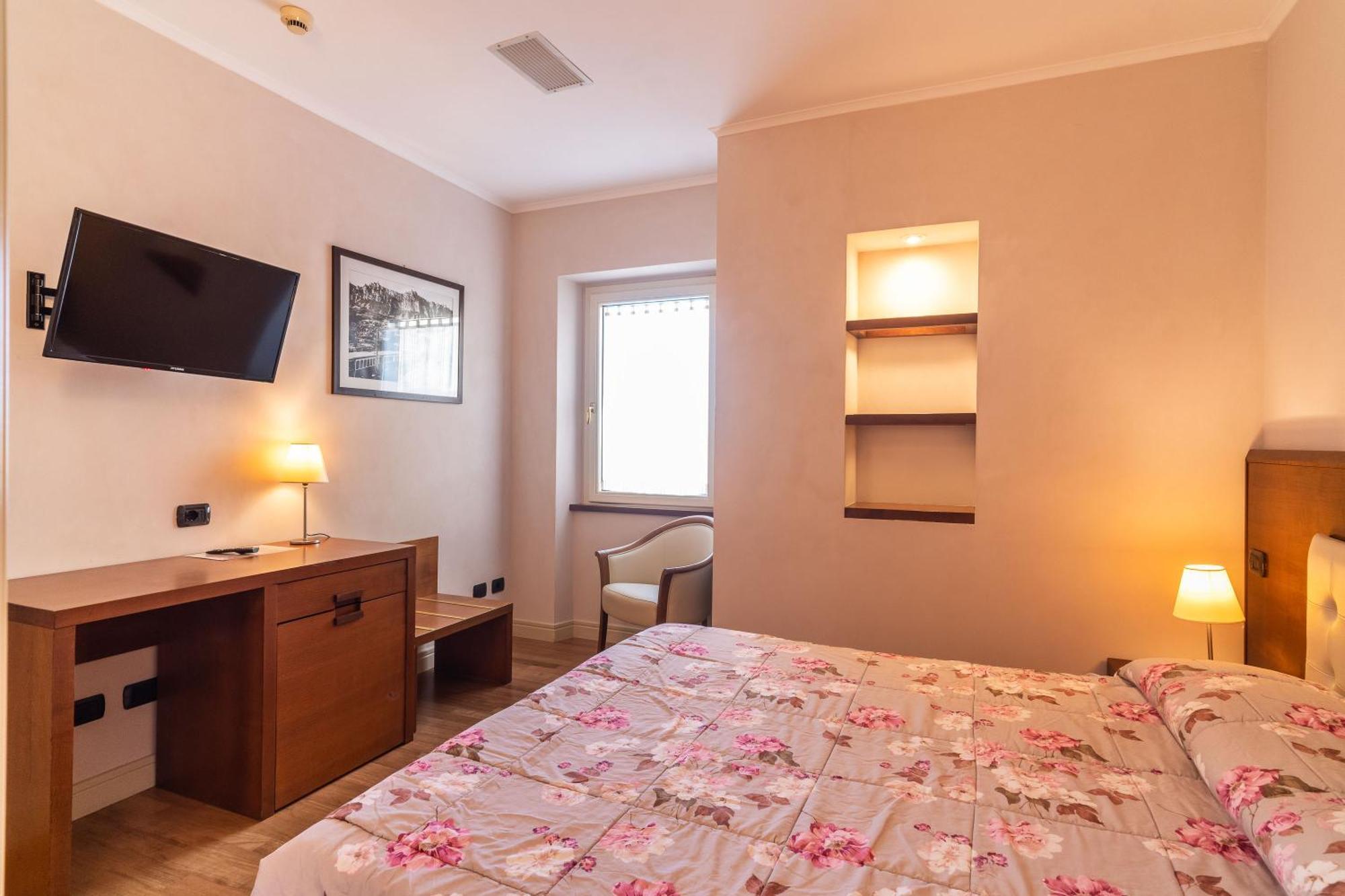 Classic Double or Twin Room