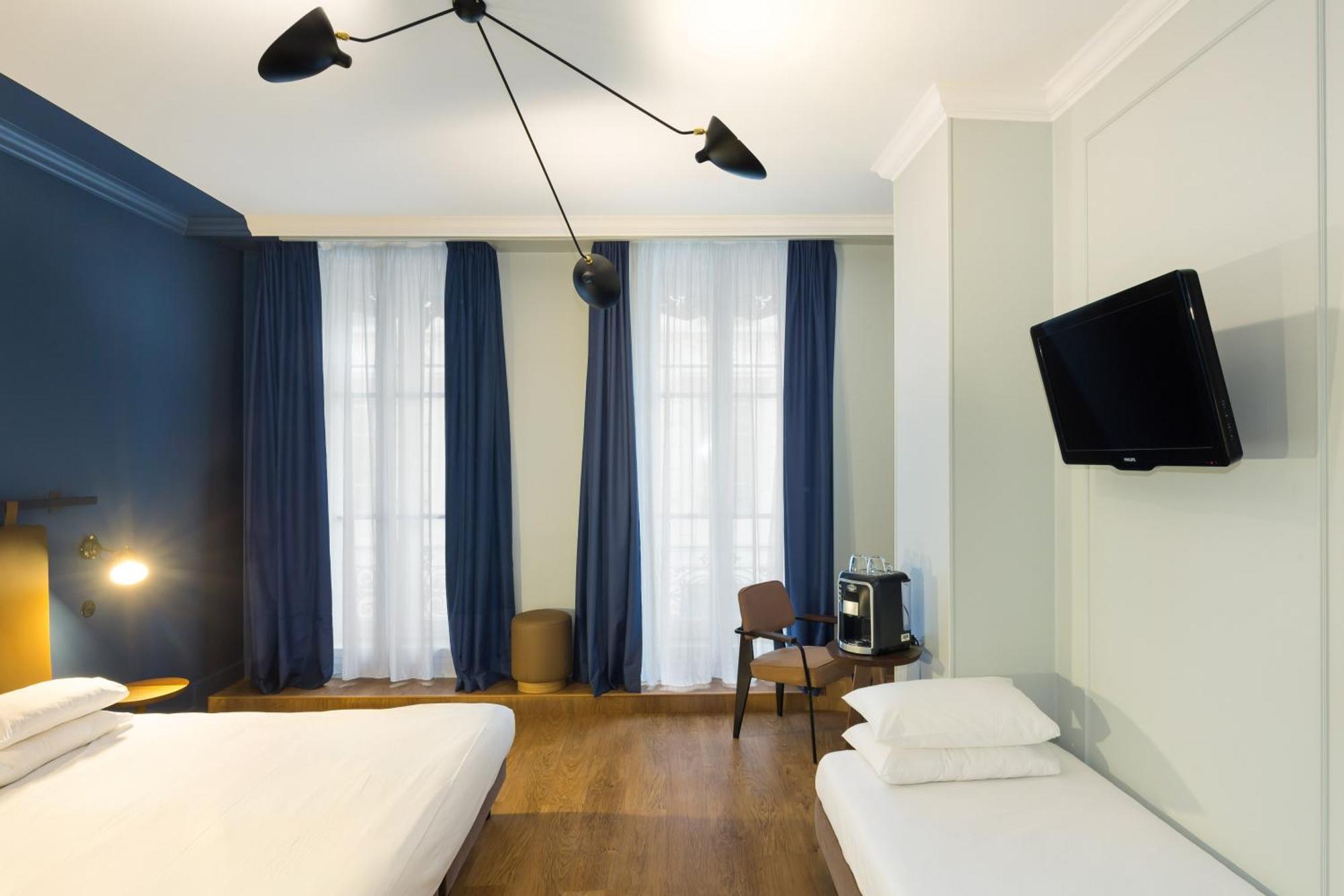 Familiy Room