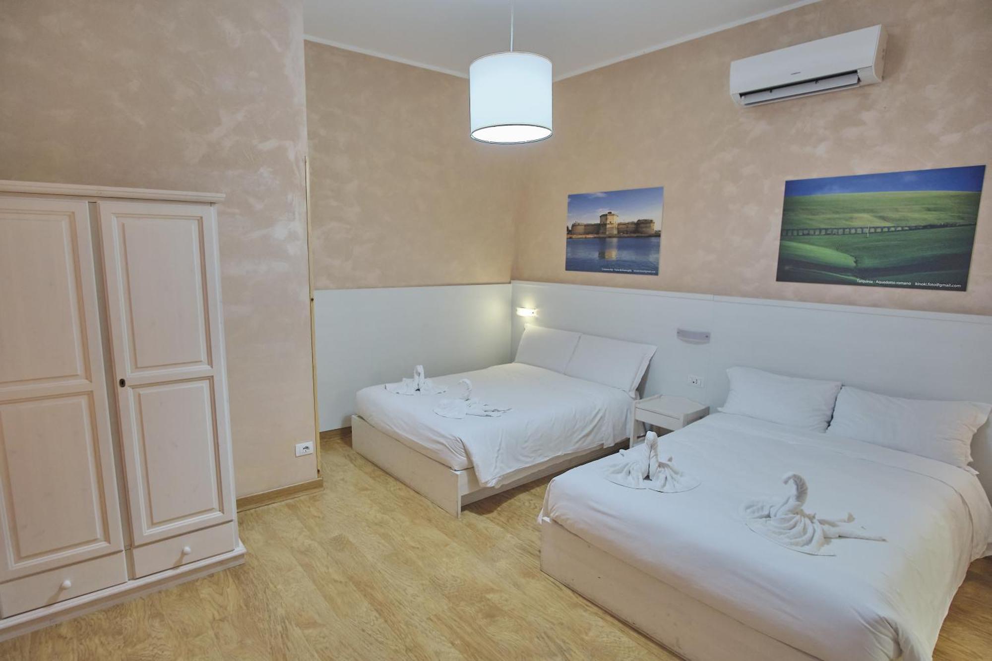 Quadruple Room Private Bathroom