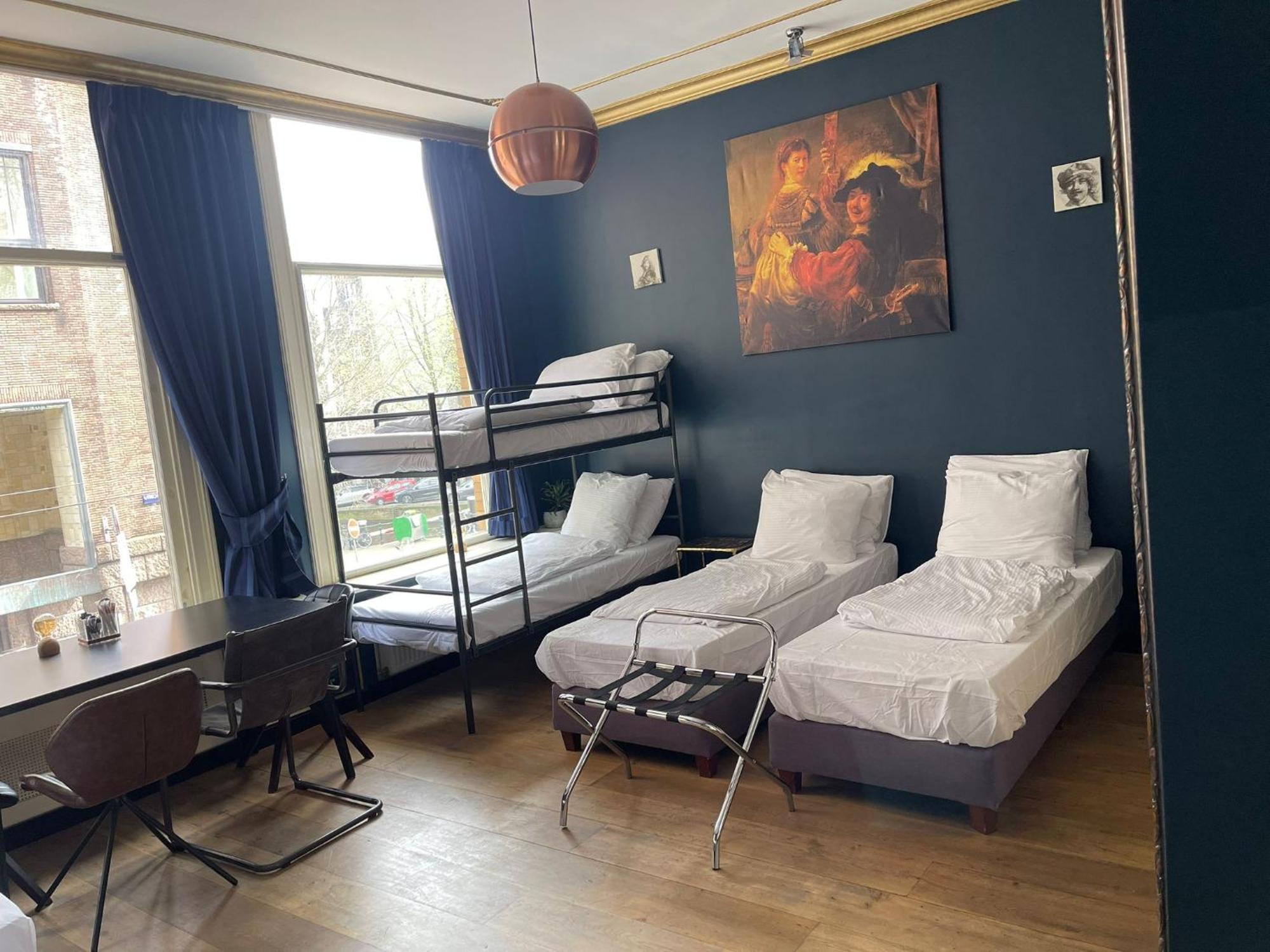Family Room with Private Bathroom,1563339913:JPEG