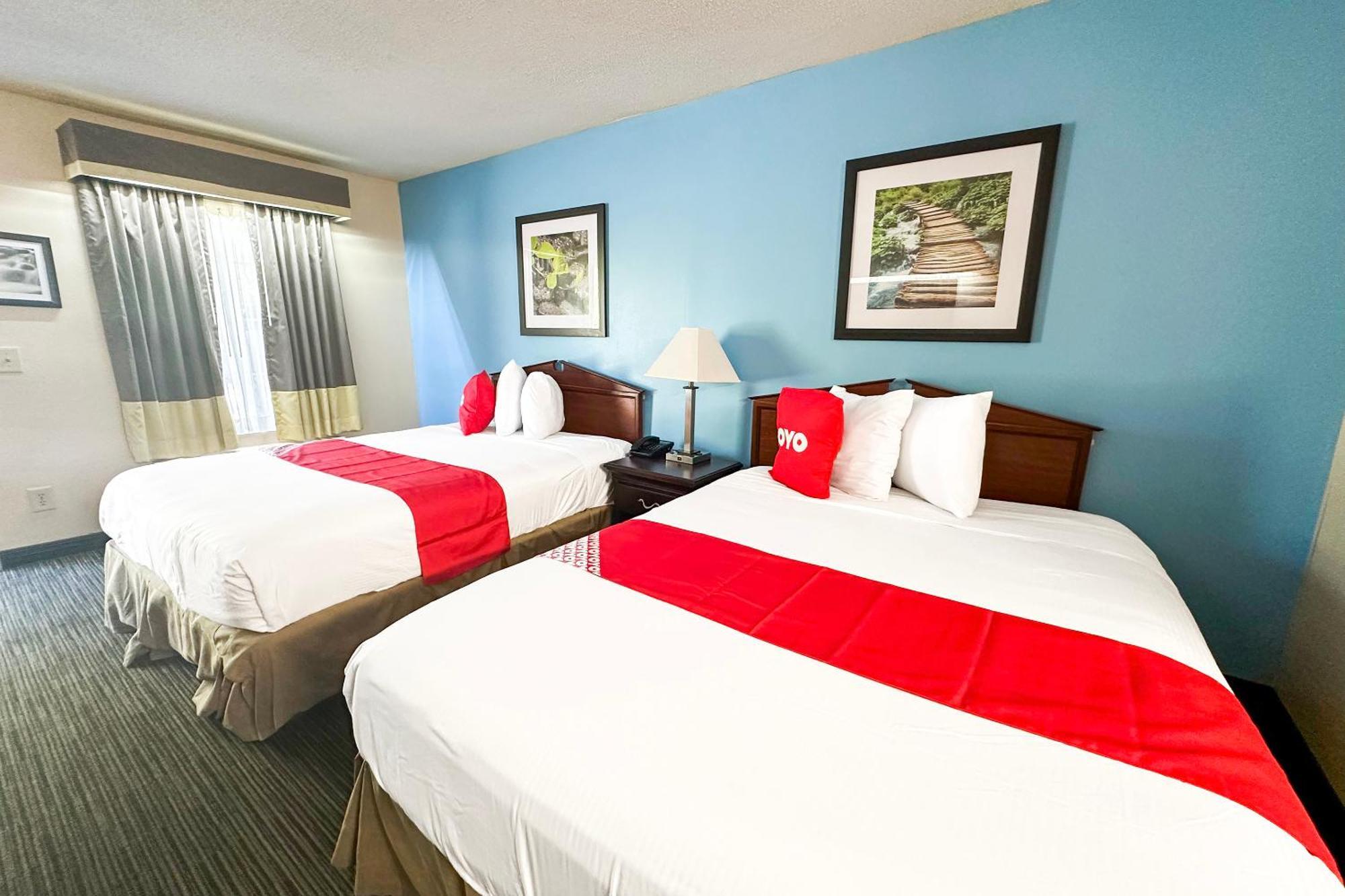 2 Queen Beds Non-Smoking