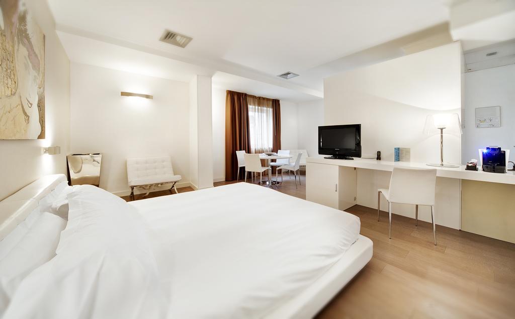 Superior Junior Suite