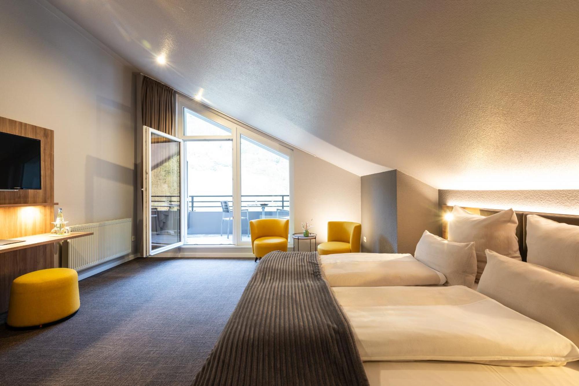 Deluxe Double Room Balcony River View