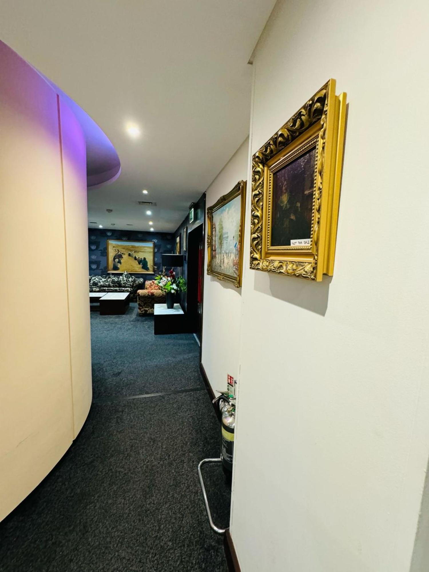 Emperor Suite