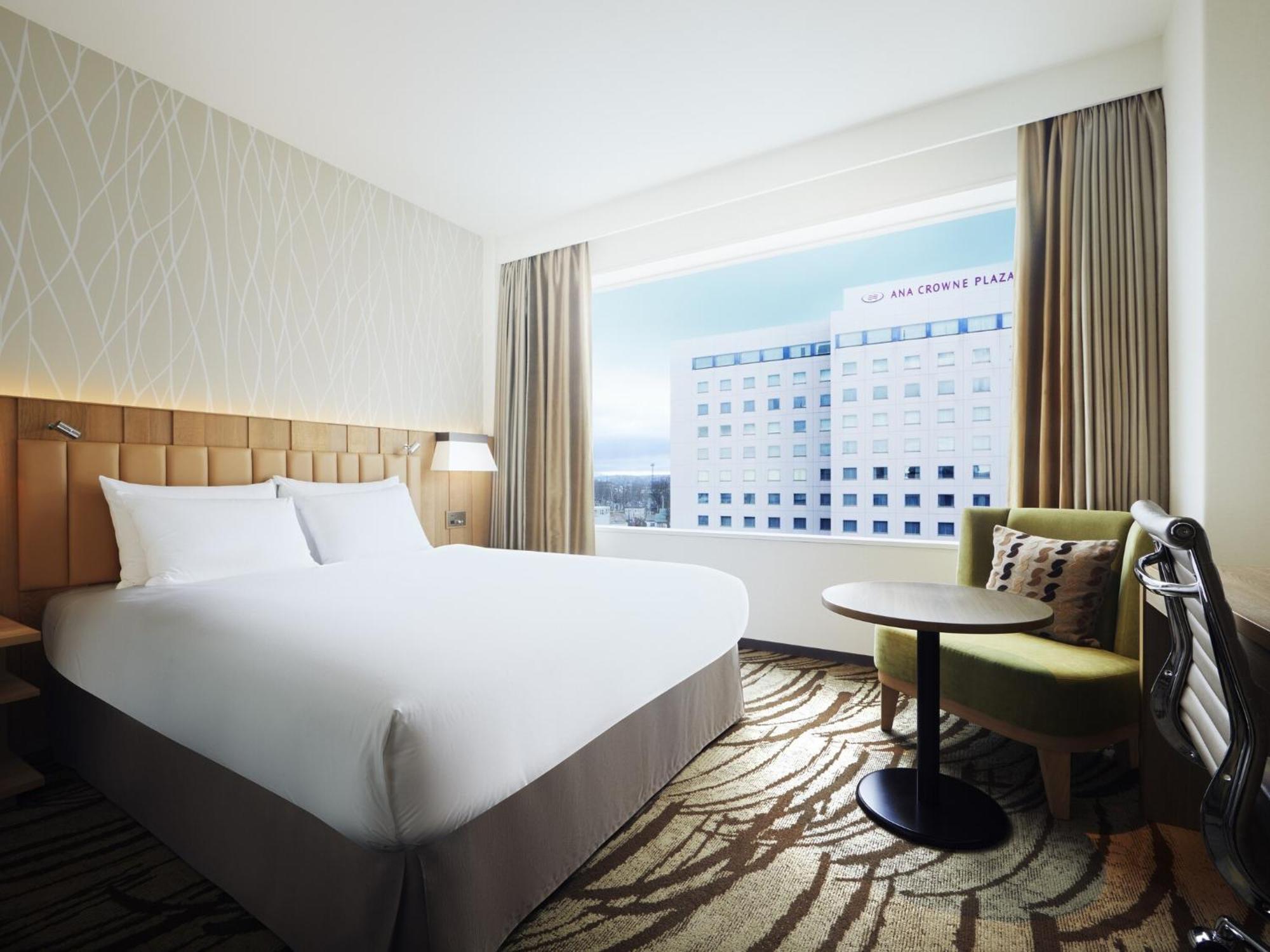 Premium Queen Room