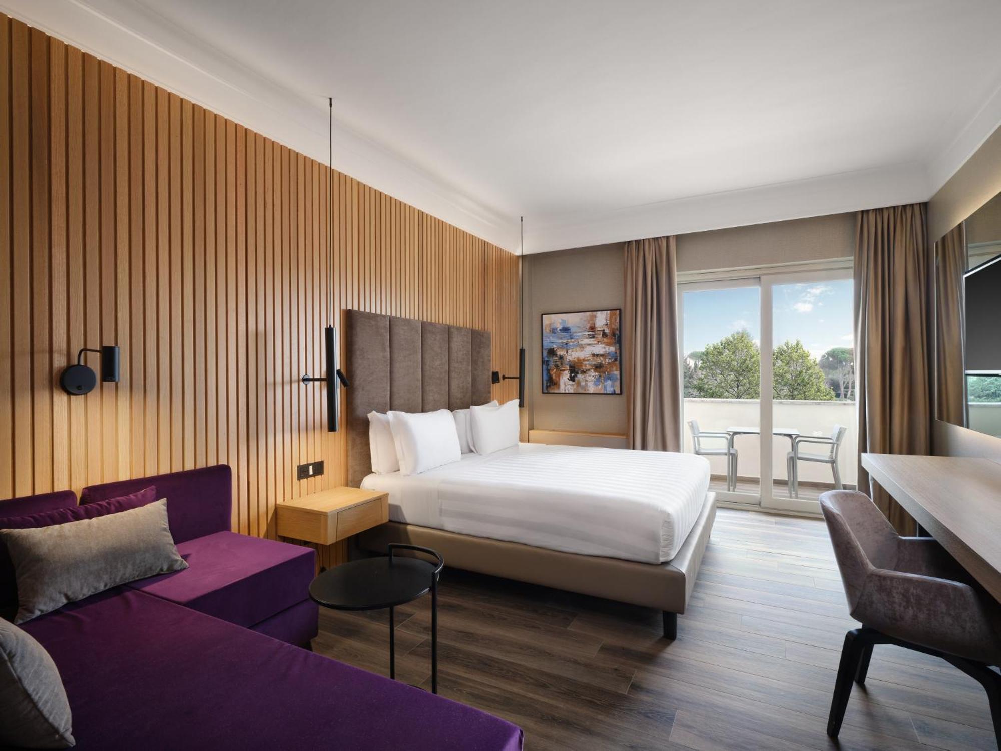 Quarto King Premium com Vista Piscina