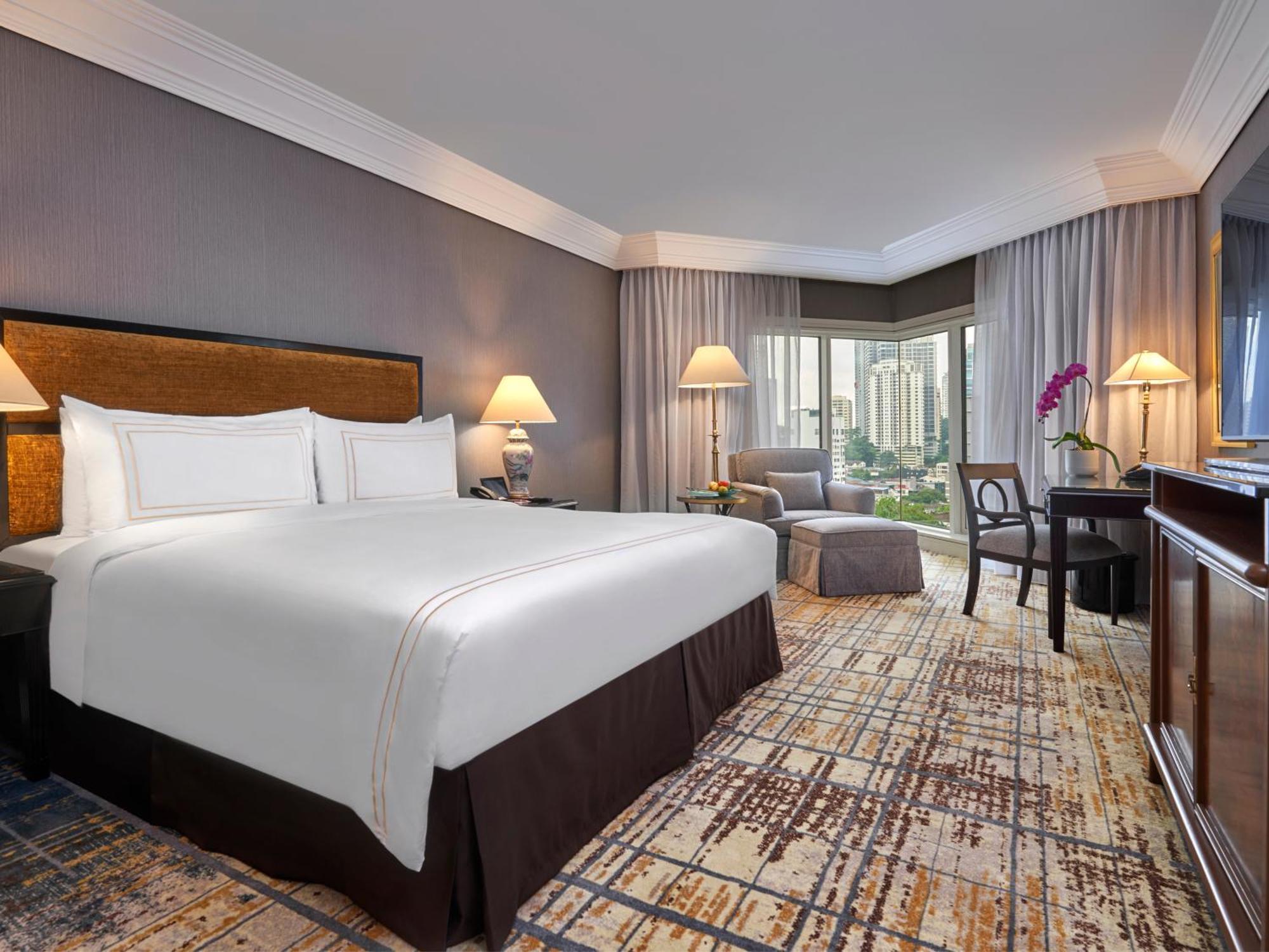 Classic Room One King Bed