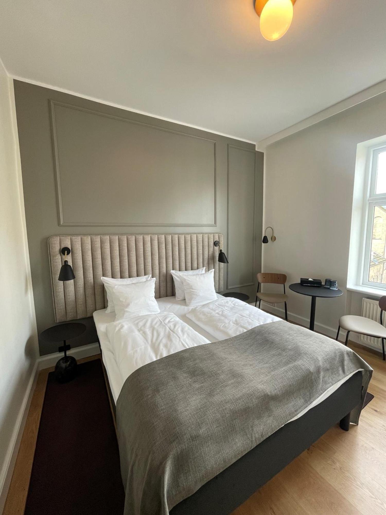 Superior Single Room,1566943268:JPEG